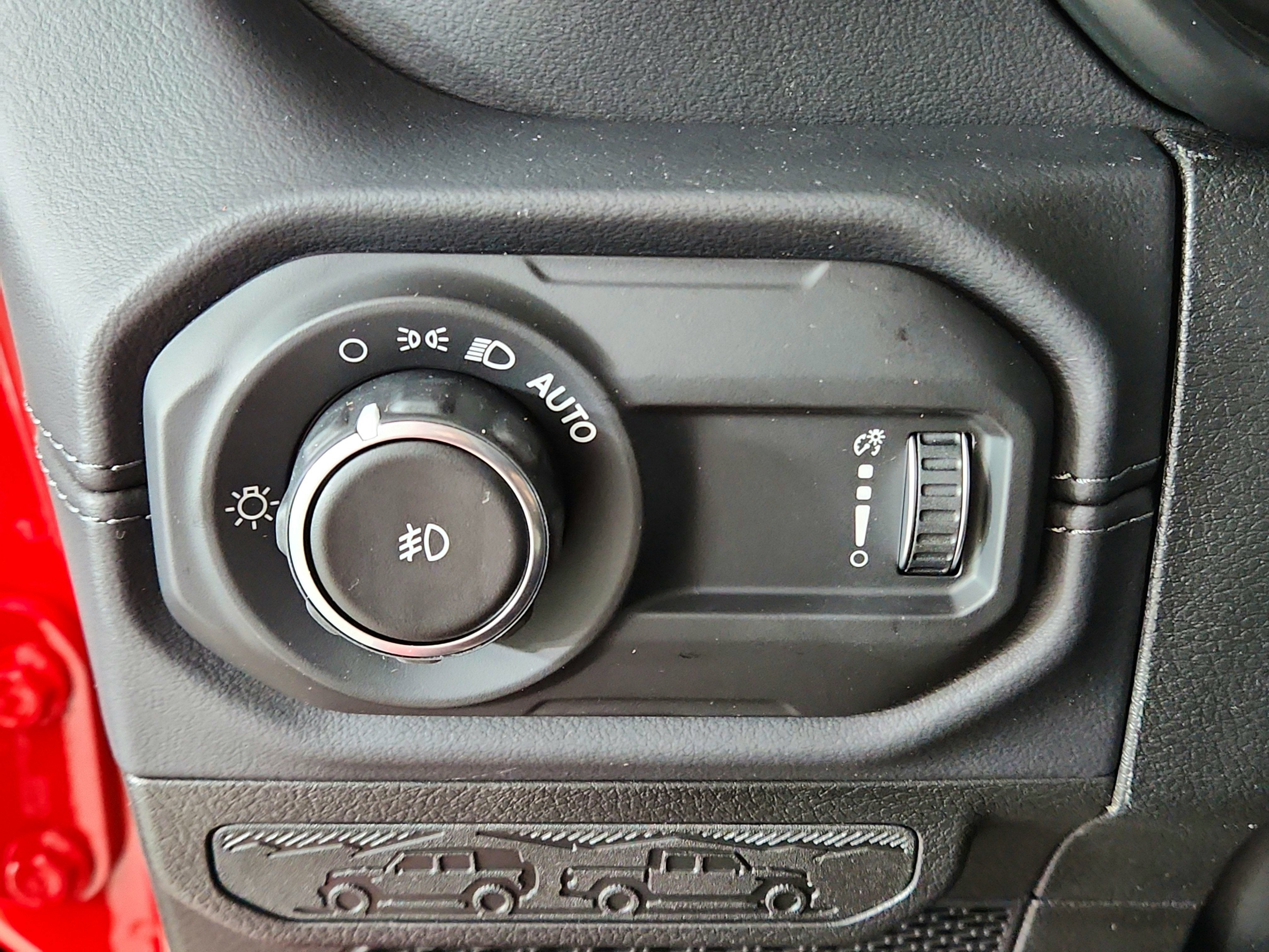 2025 Jeep Wrangler JEEP WRANGLER 4-DOOR SAHARA