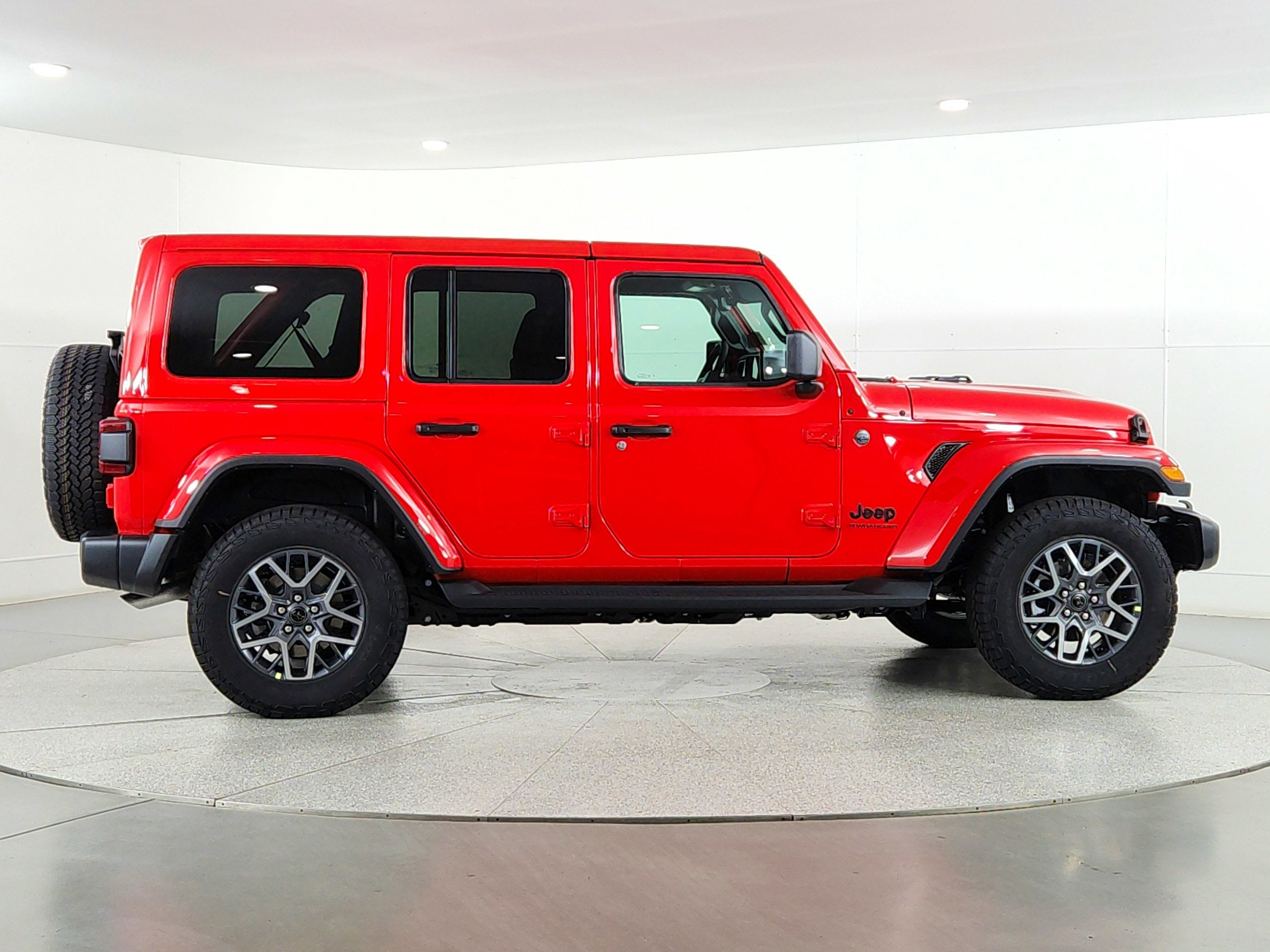 2025 Jeep Wrangler JEEP WRANGLER 4-DOOR SAHARA