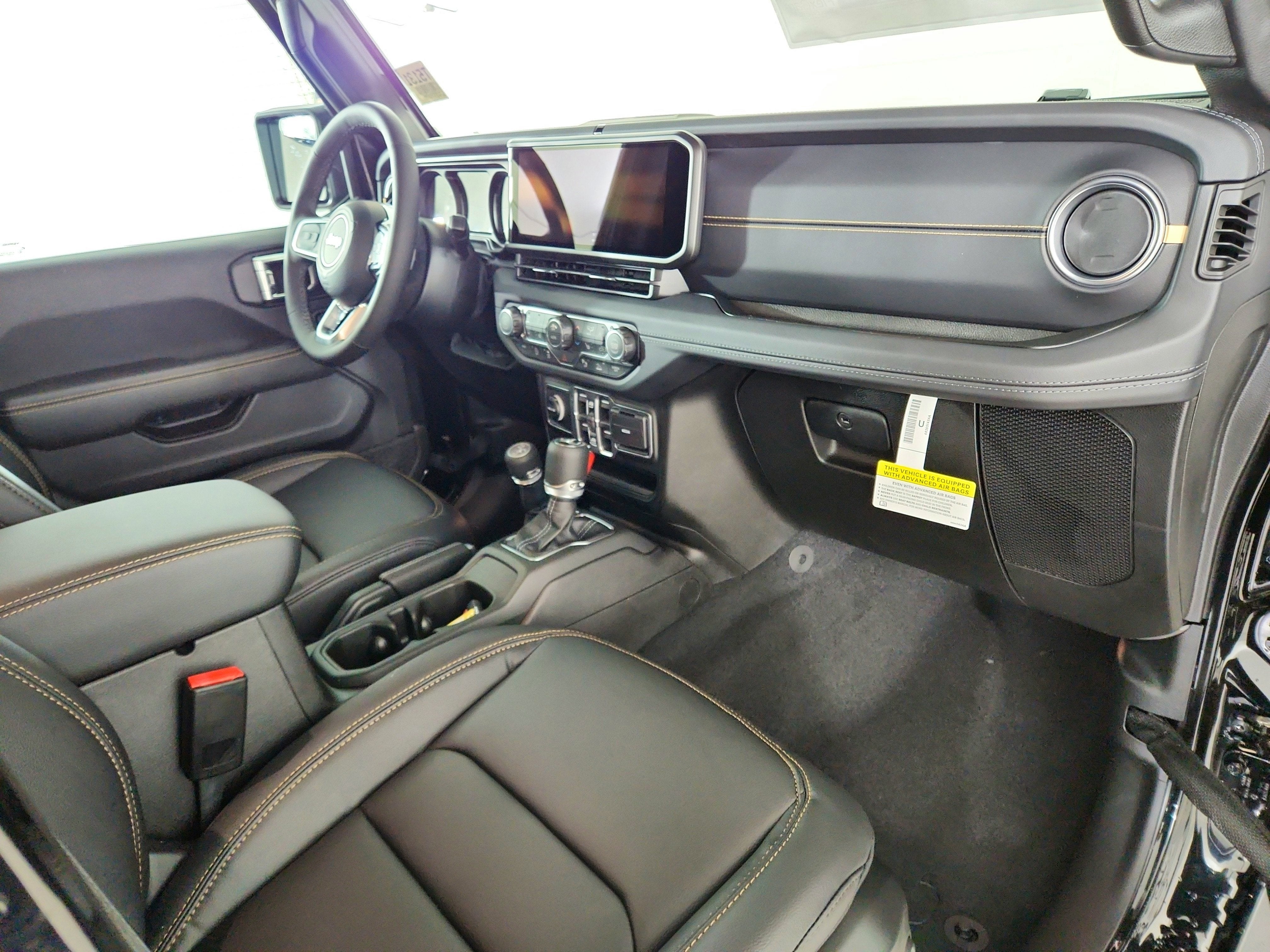 2026 Jeep Wrangler JEEP WRANGLER 4-DOOR SAHARA