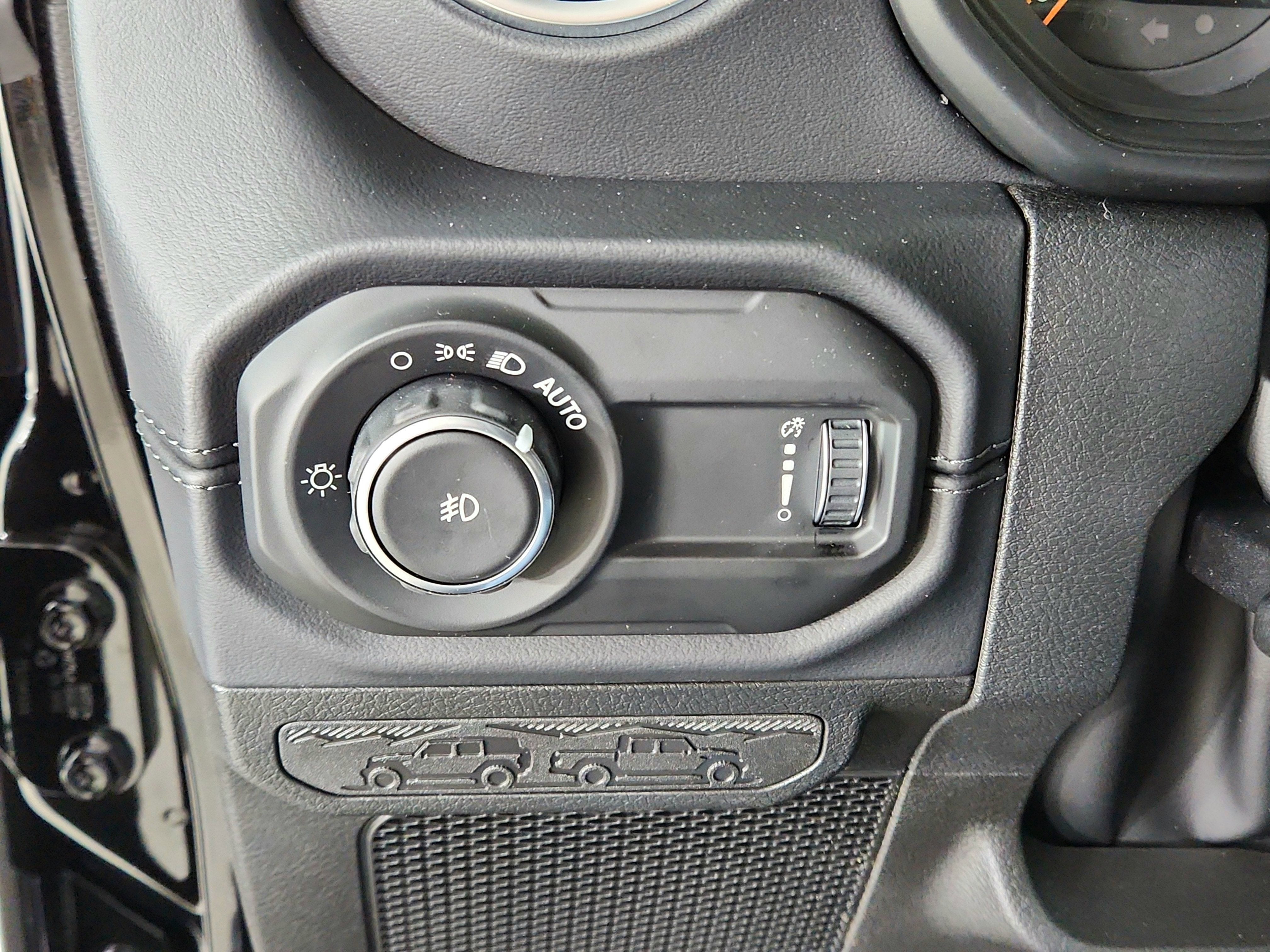 2026 Jeep Wrangler JEEP WRANGLER 4-DOOR SAHARA