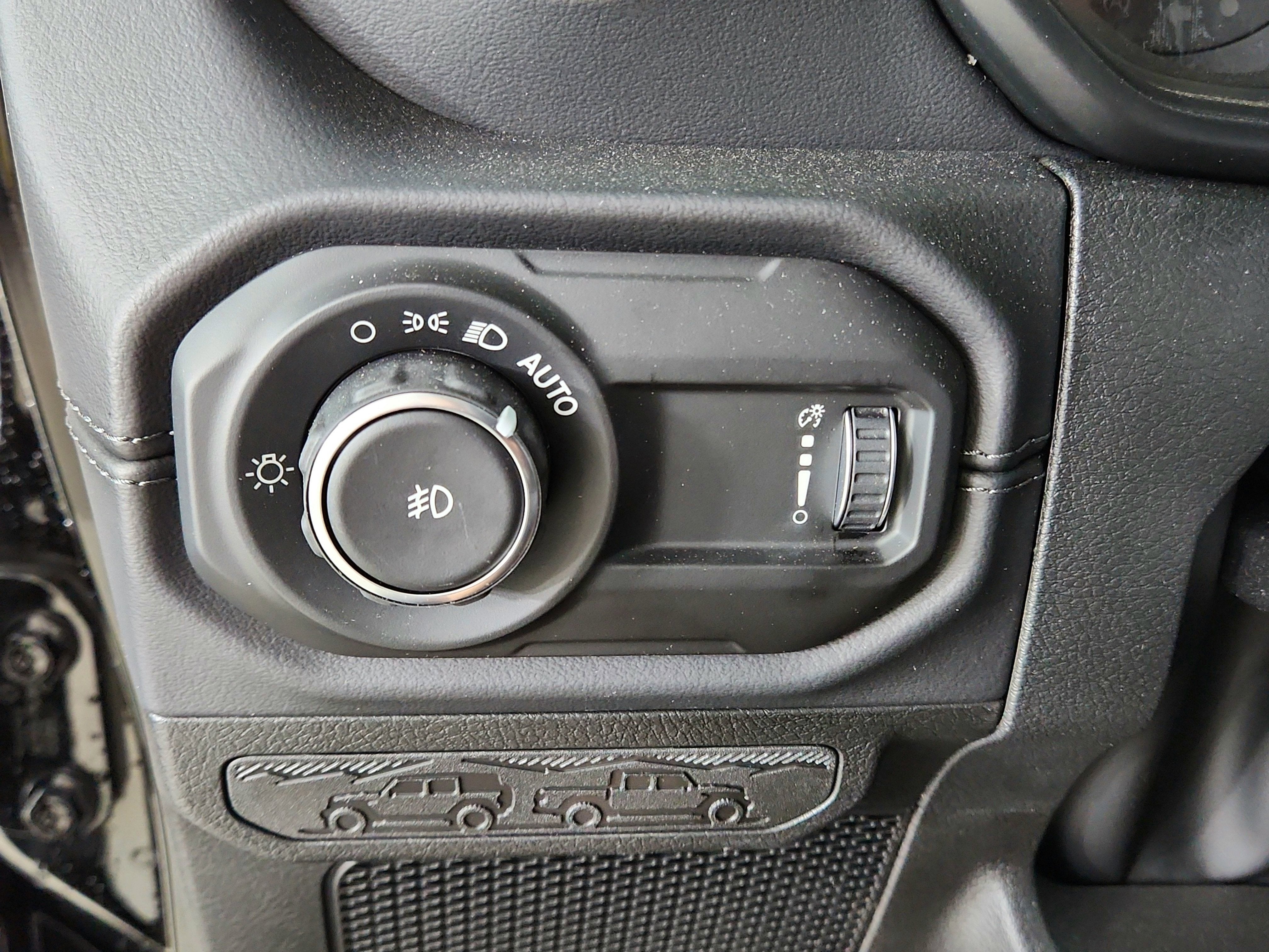 2026 Jeep Wrangler JEEP WRANGLER 4-DOOR SAHARA