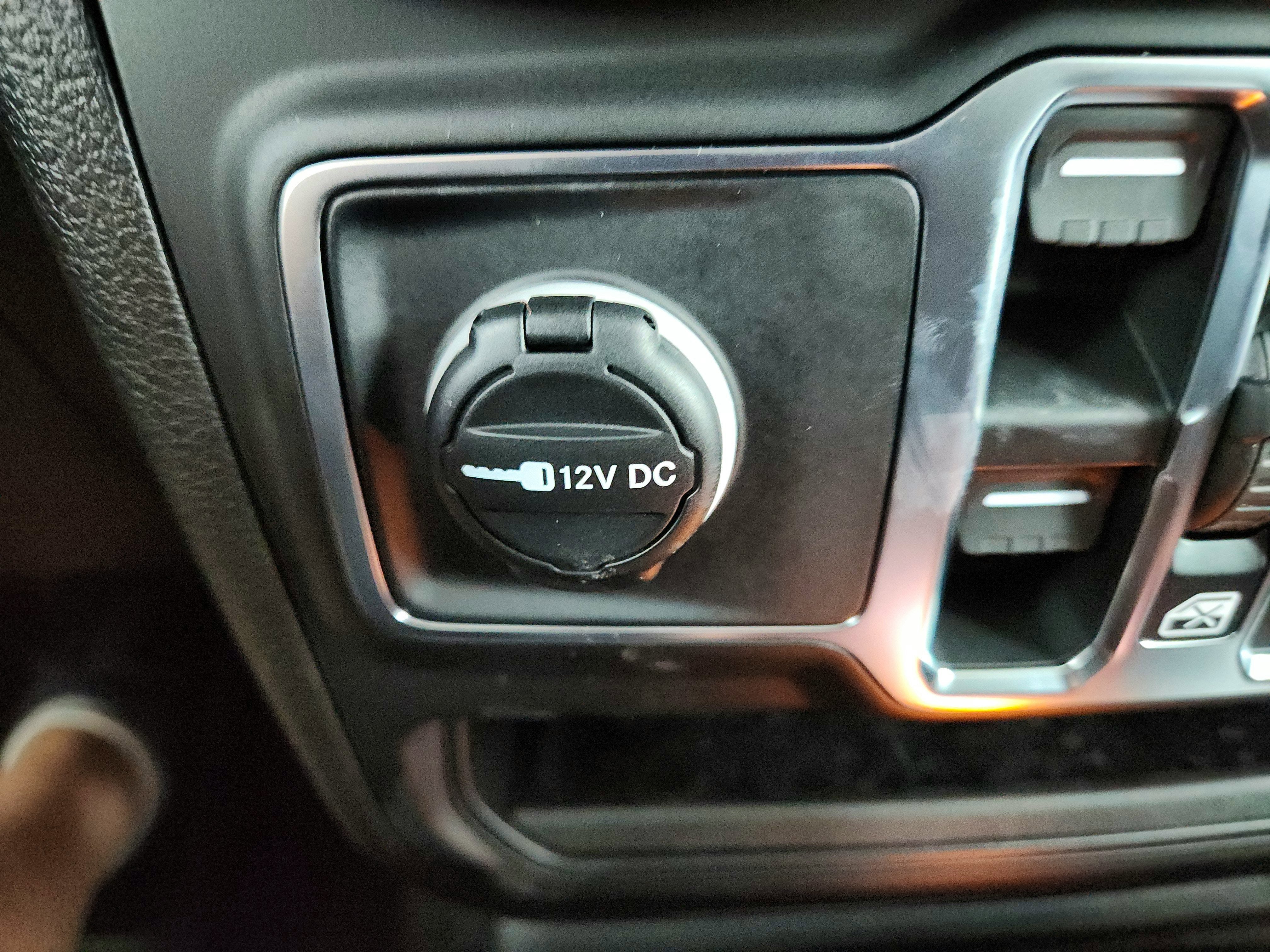 2026 Jeep Wrangler JEEP WRANGLER 4-DOOR SAHARA