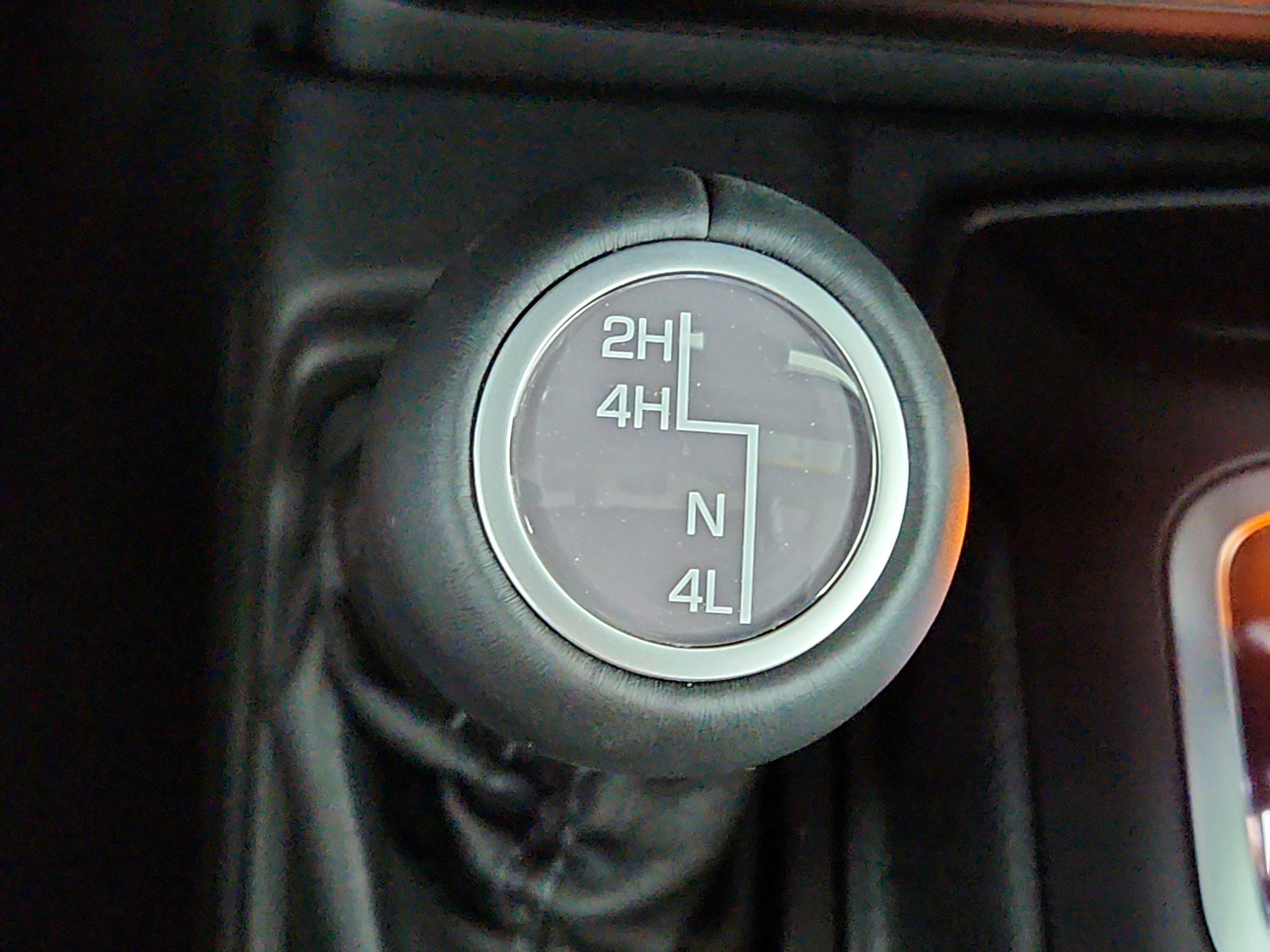 2026 Jeep Wrangler JEEP WRANGLER 4-DOOR SAHARA