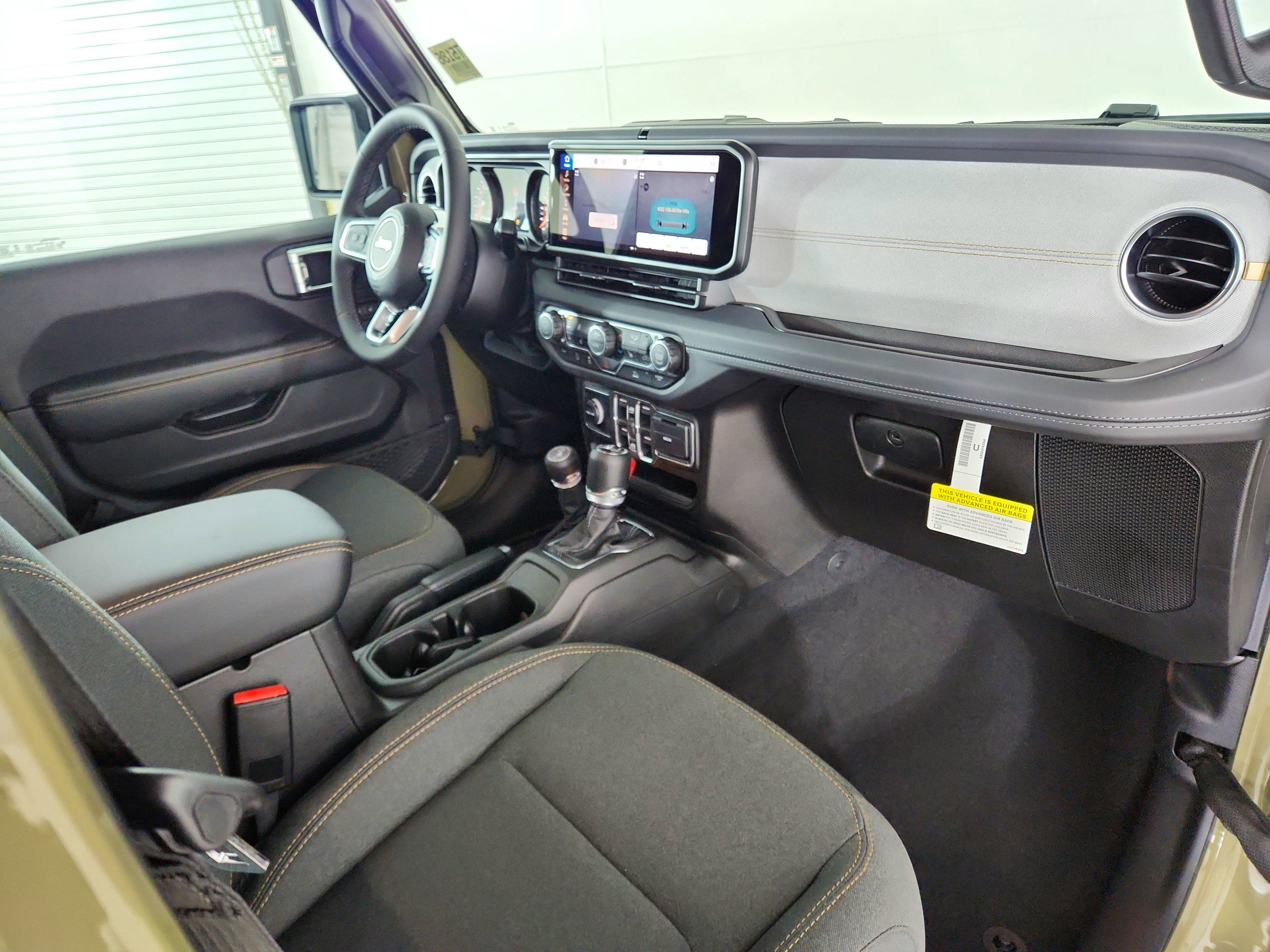 2026 Jeep Wrangler JEEP WRANGLER 4-DOOR SAHARA