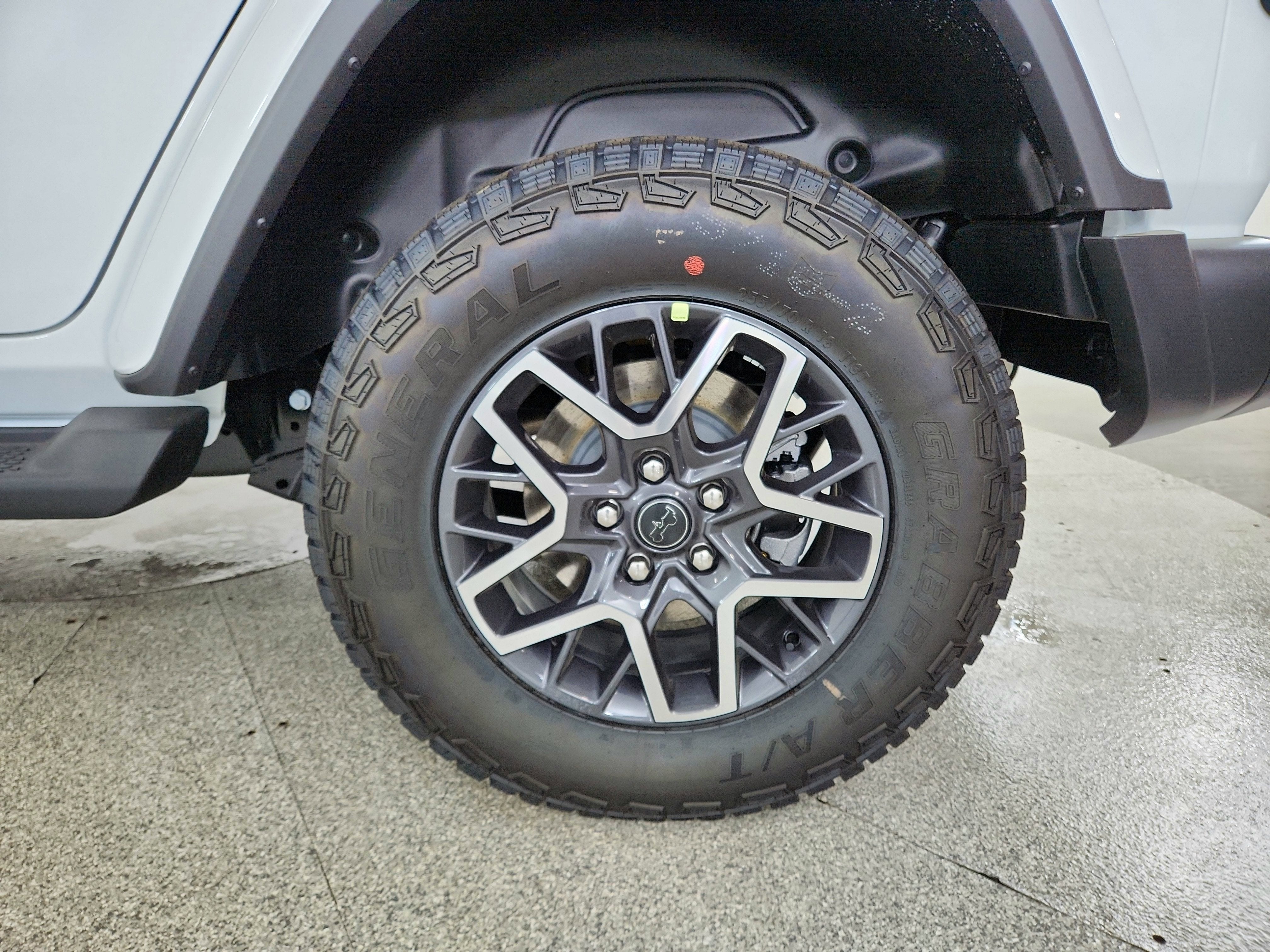 2026 Jeep Wrangler JEEP WRANGLER 4-DOOR SAHARA