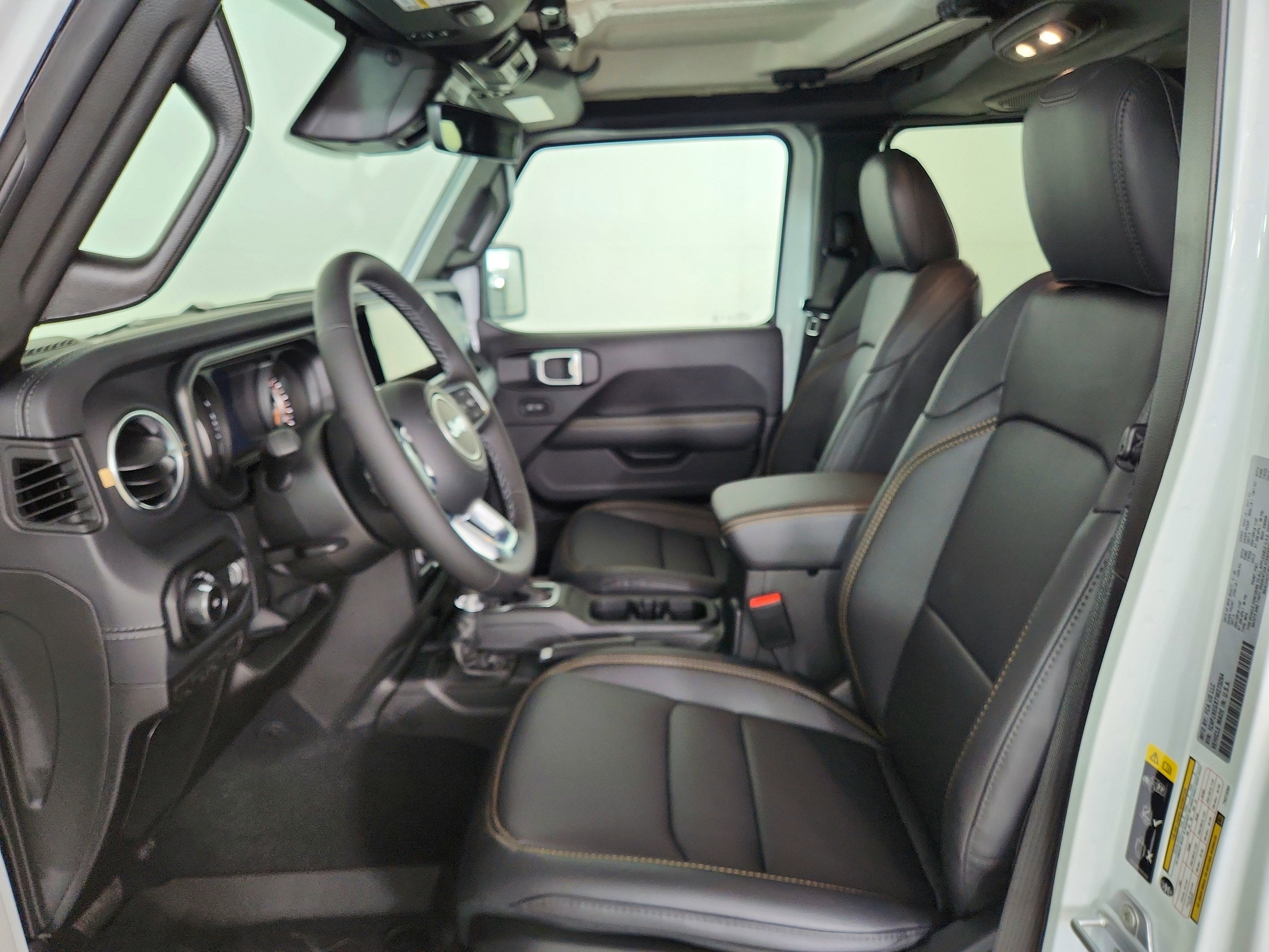 2026 Jeep Wrangler JEEP WRANGLER 4-DOOR SAHARA