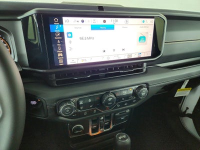 2026 Jeep Wrangler JEEP WRANGLER 4-DOOR SAHARA