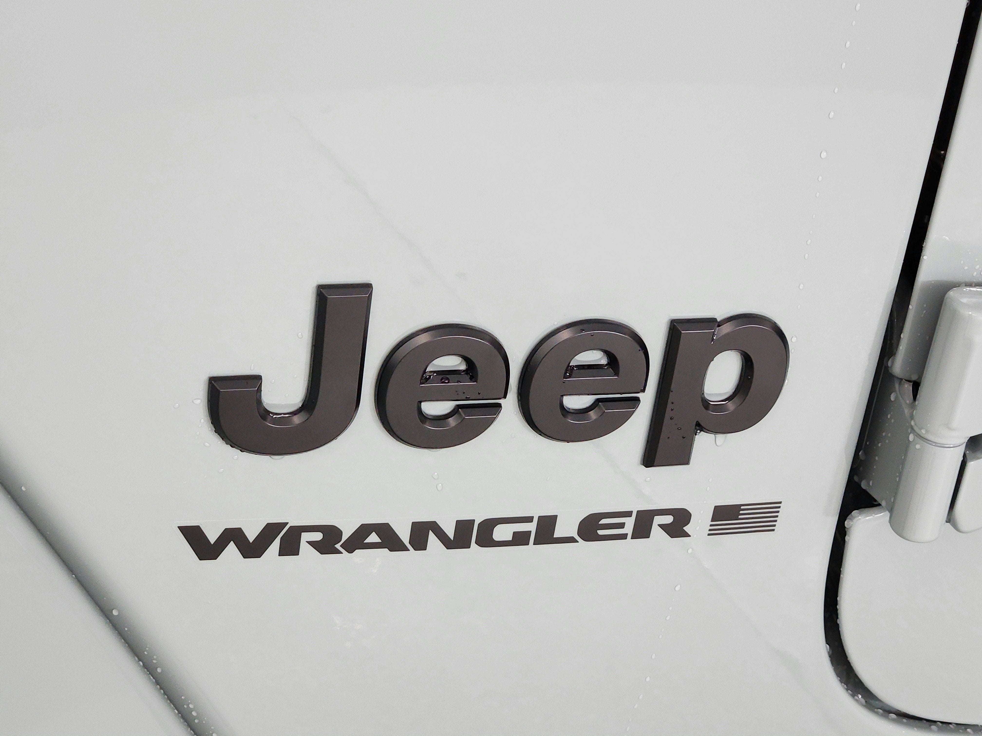 2027 Jeep Wrangler Sahara 4 Door 4x4