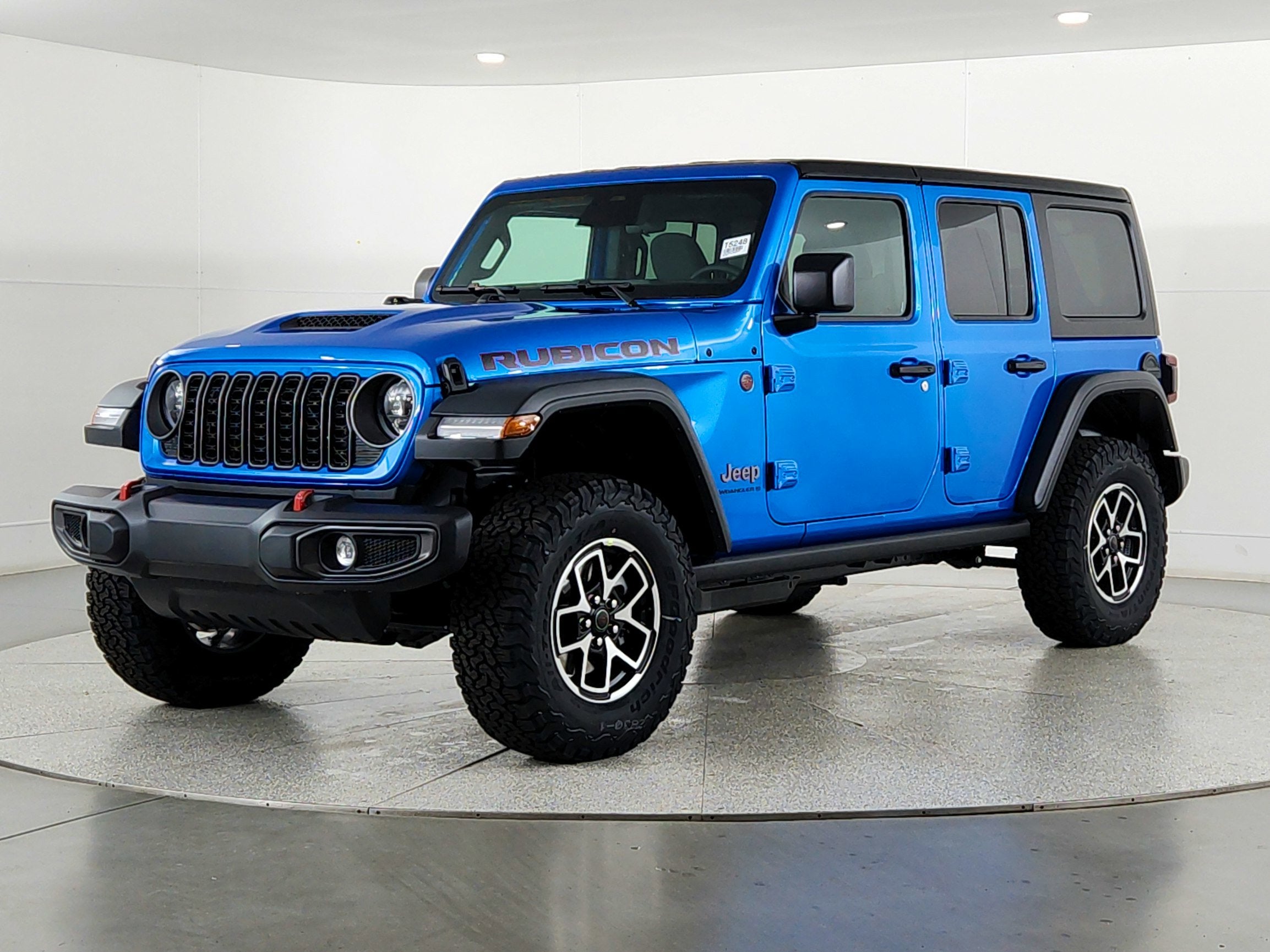 2026 Jeep Wrangler JEEP WRANGLER 4-DOOR RUBICON
