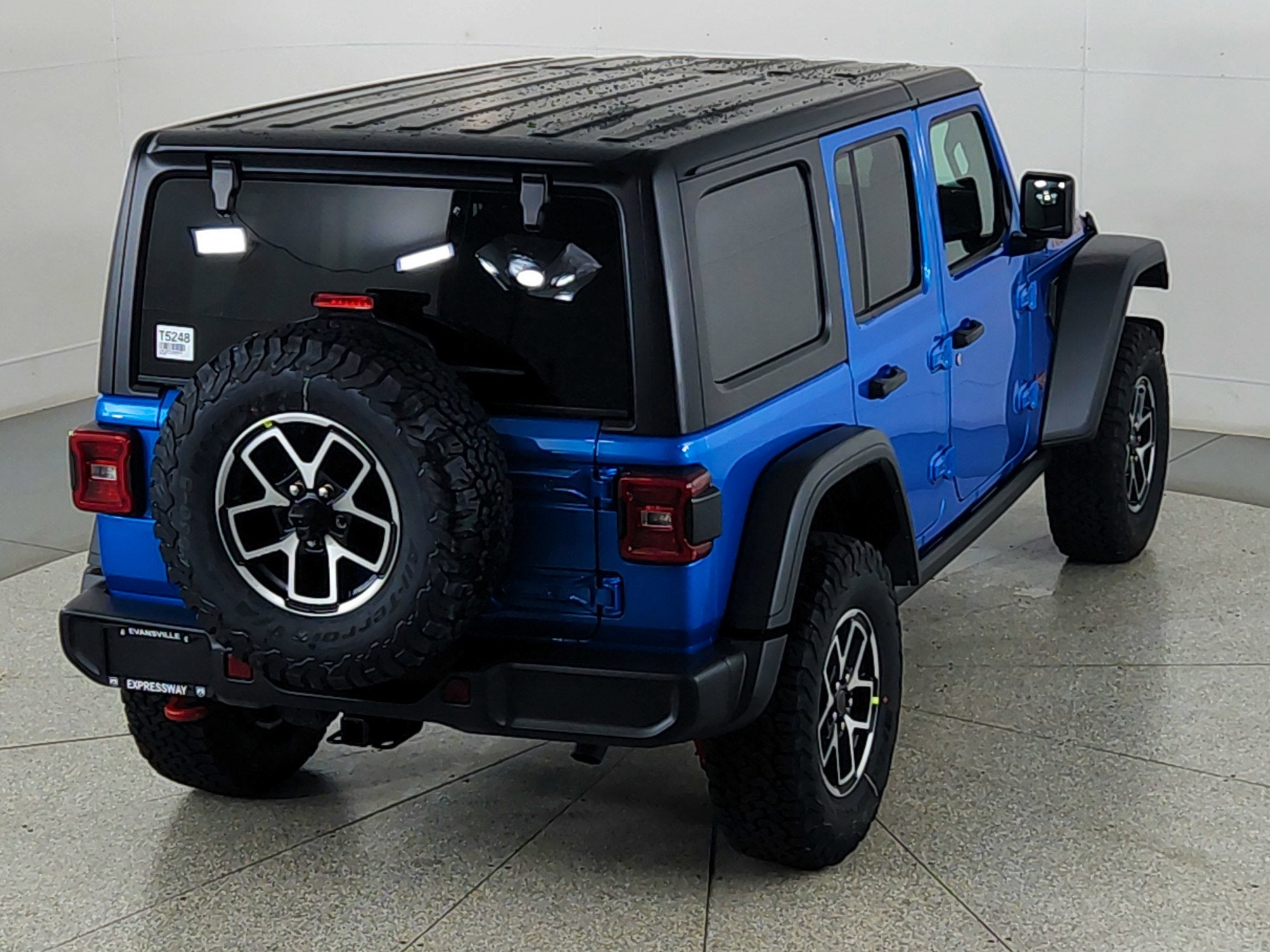 2026 Jeep Wrangler JEEP WRANGLER 4-DOOR RUBICON