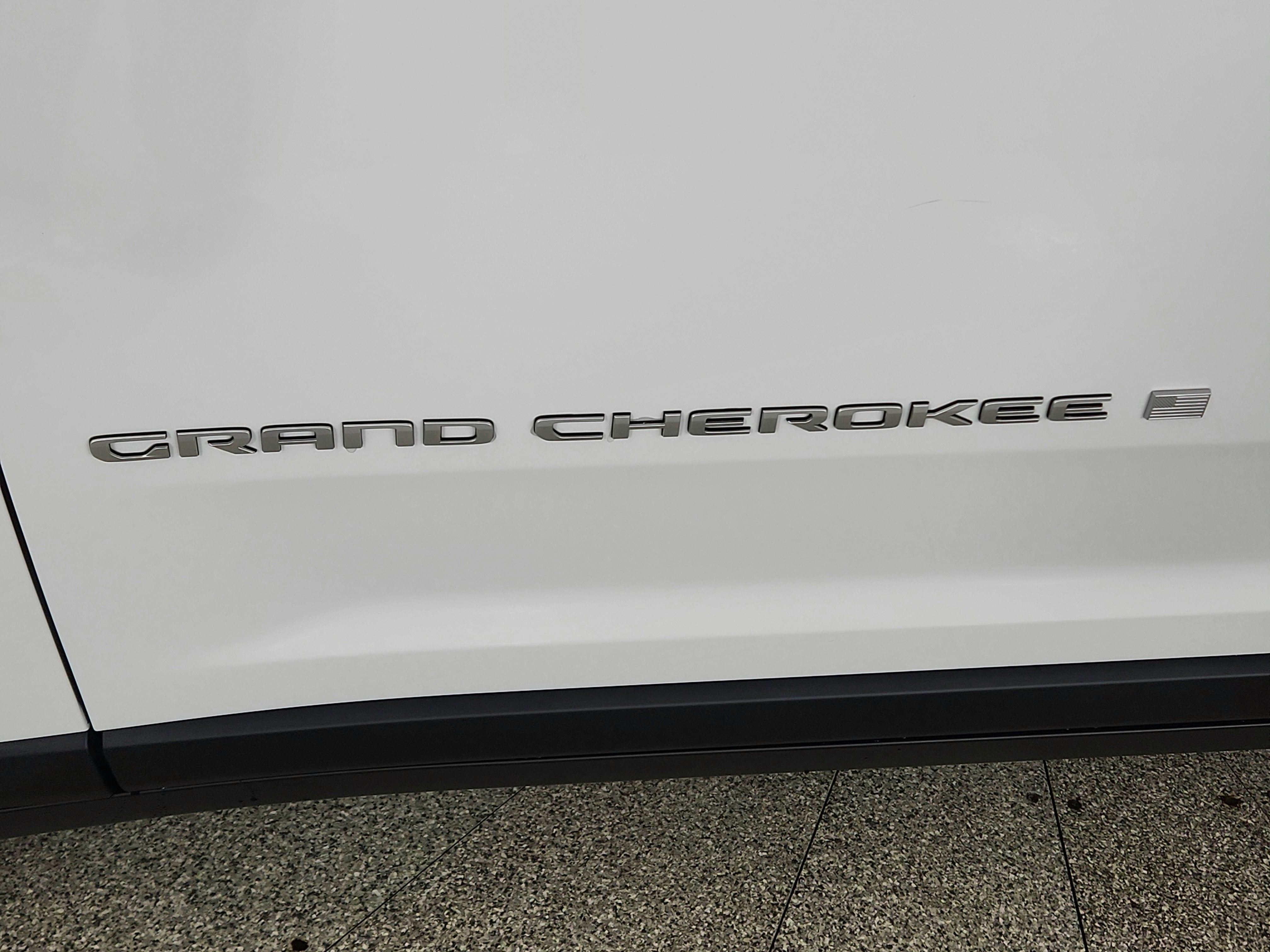2026 Jeep Grand Cherokee JEEP GRAND CHEROKEE LAREDO 4X2