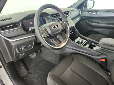 2026 Jeep Grand Cherokee JEEP GRAND CHEROKEE LAREDO 4X2