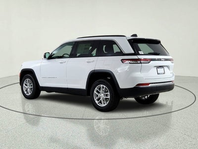 2026 Jeep Grand Cherokee JEEP GRAND CHEROKEE LAREDO 4X2