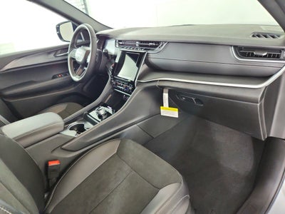 2025 Jeep Grand Cherokee JEEP GRAND CHEROKEE LAREDO 4X4