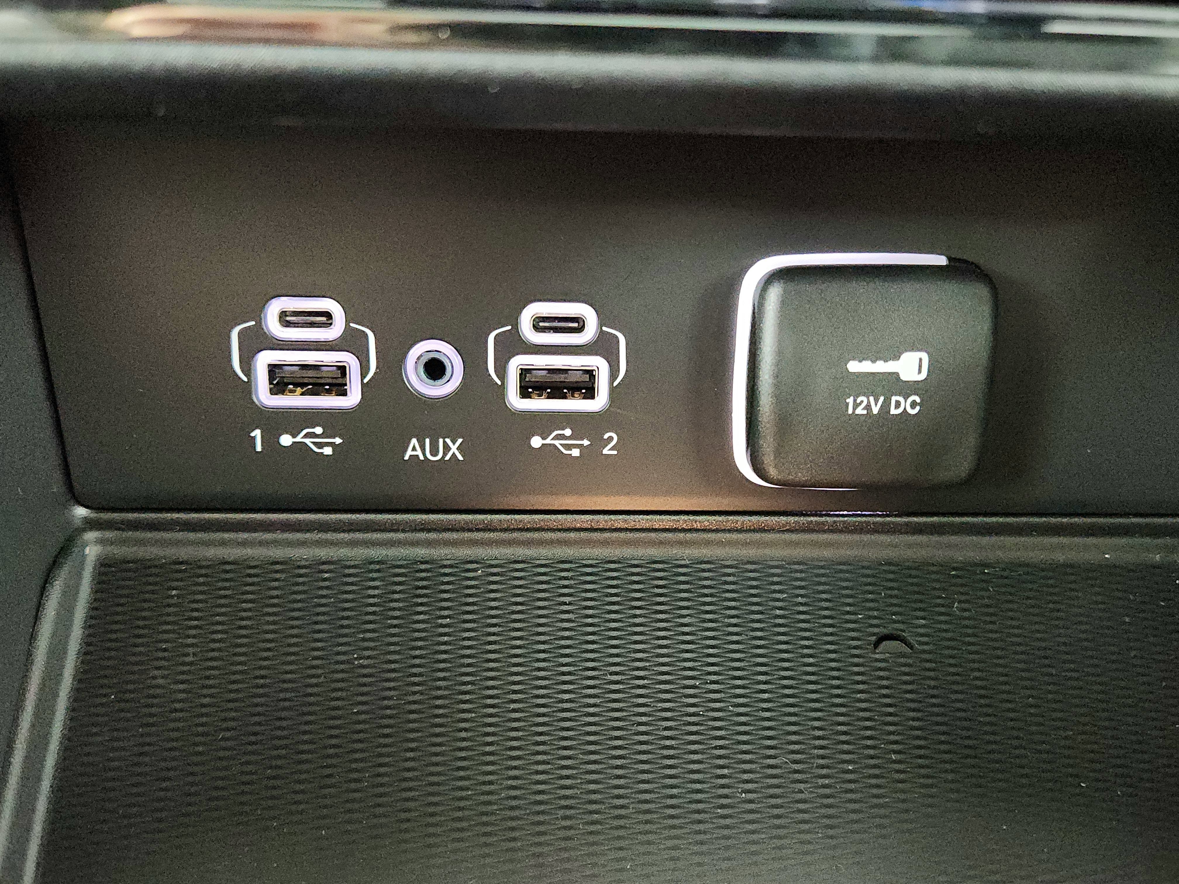 2025 Jeep Grand Cherokee JEEP GRAND CHEROKEE LAREDO 4X4