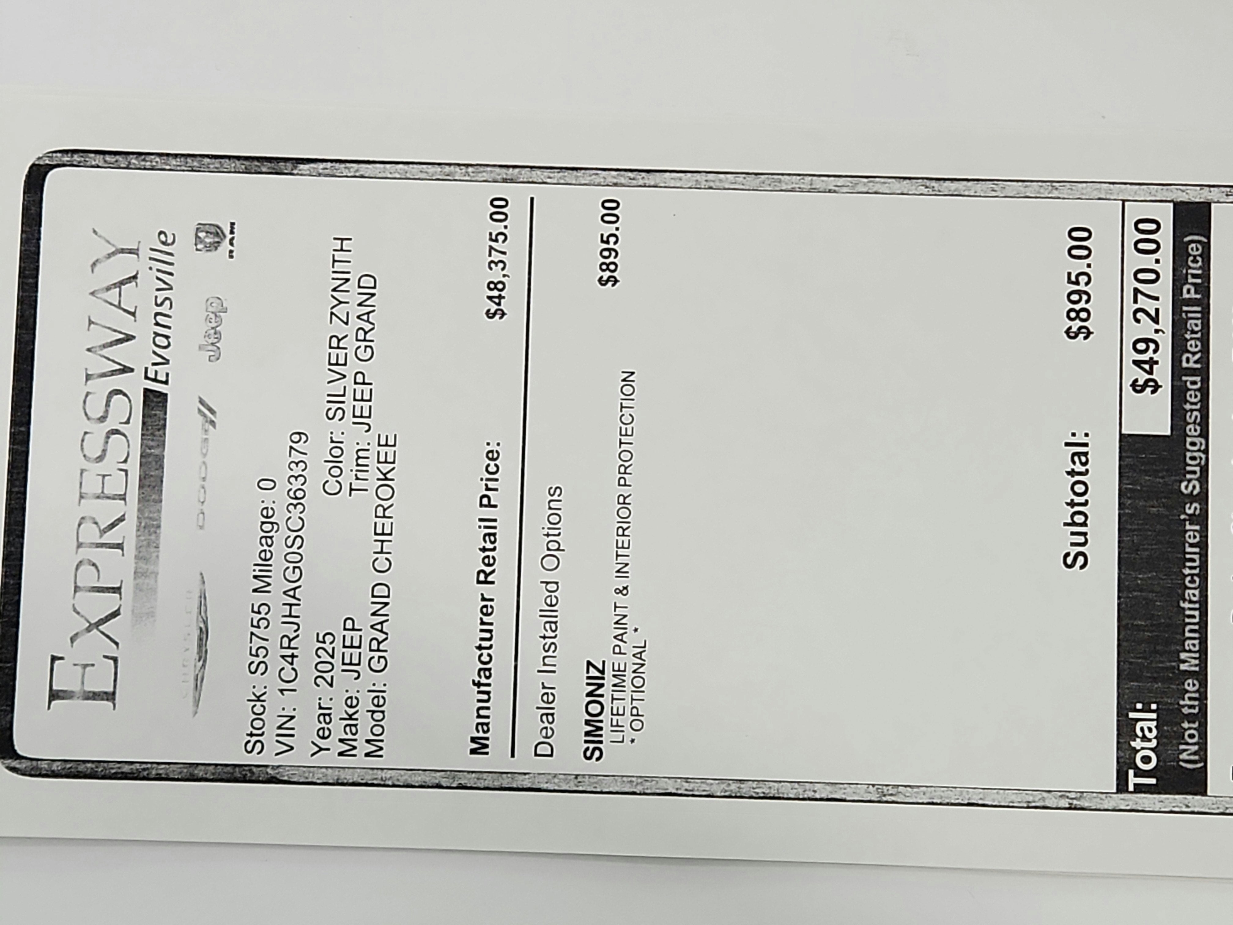 2025 Jeep Grand Cherokee JEEP GRAND CHEROKEE LAREDO 4X4