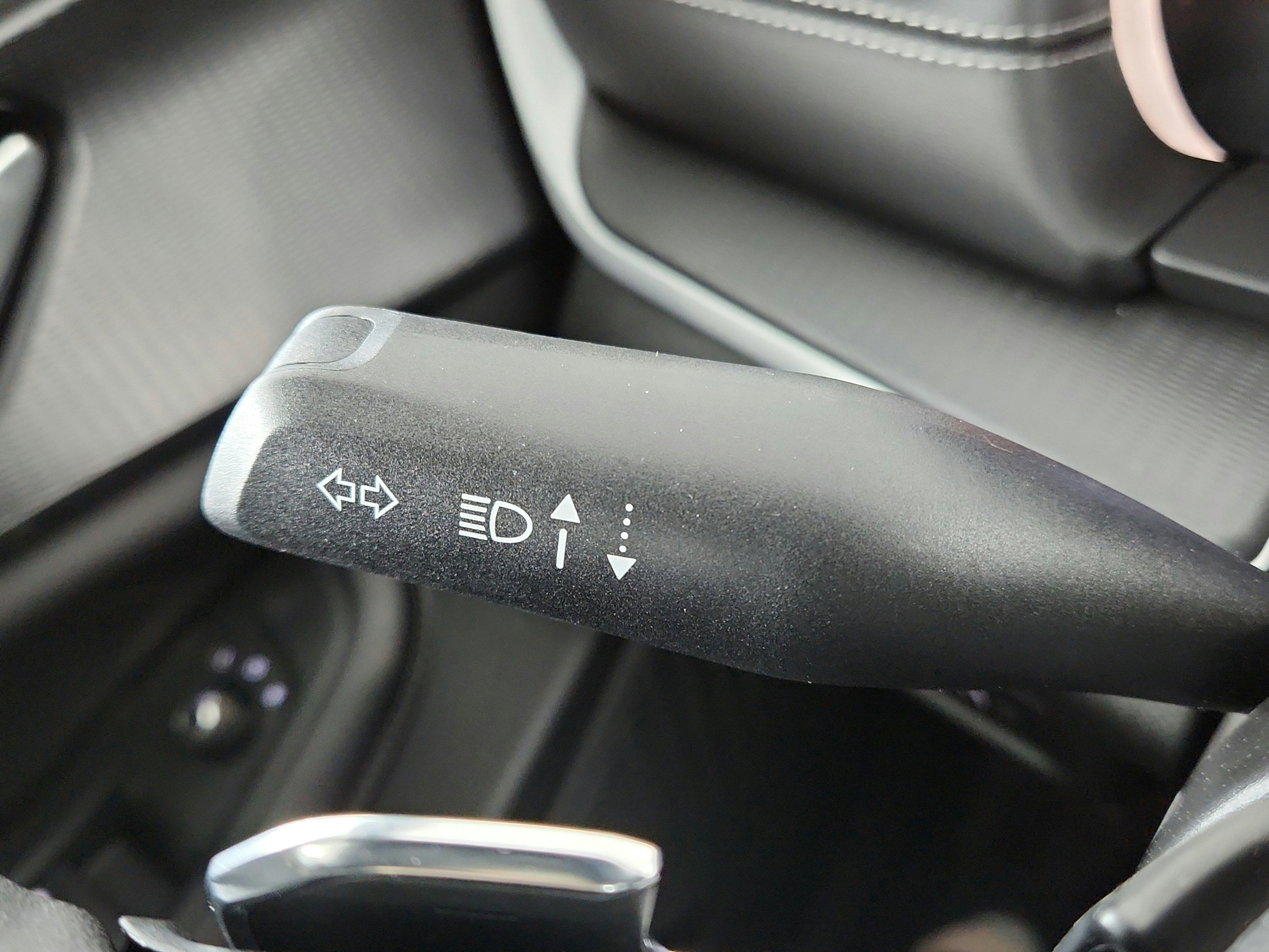 2026 Jeep Grand Cherokee JEEP GRAND CHEROKEE LAREDO 4X4