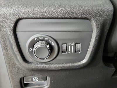 2026 Jeep Grand Cherokee JEEP GRAND CHEROKEE LAREDO 4X4