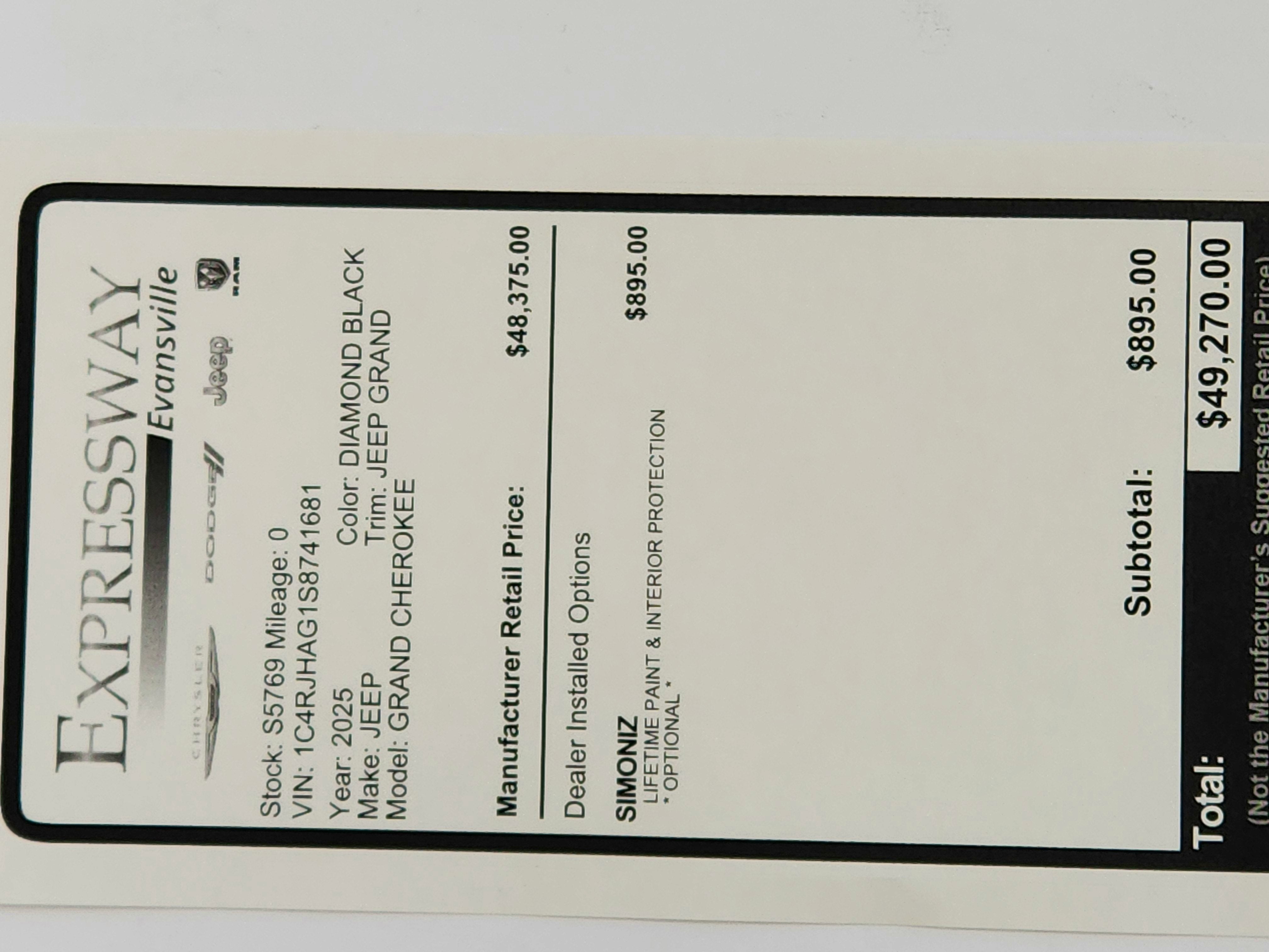 2025 Jeep Grand Cherokee JEEP GRAND CHEROKEE LAREDO 4X4