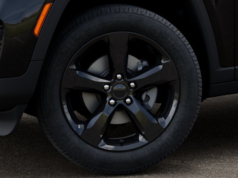 2025 Jeep Grand Cherokee JEEP GRAND CHEROKEE LAREDO 4X4