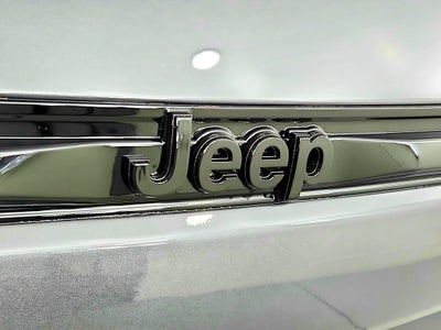2025 Jeep Grand Cherokee JEEP GRAND CHEROKEE LAREDO 4X4