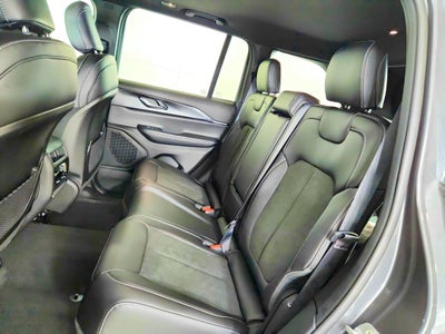 2025 Jeep Grand Cherokee JEEP GRAND CHEROKEE LAREDO 4X4