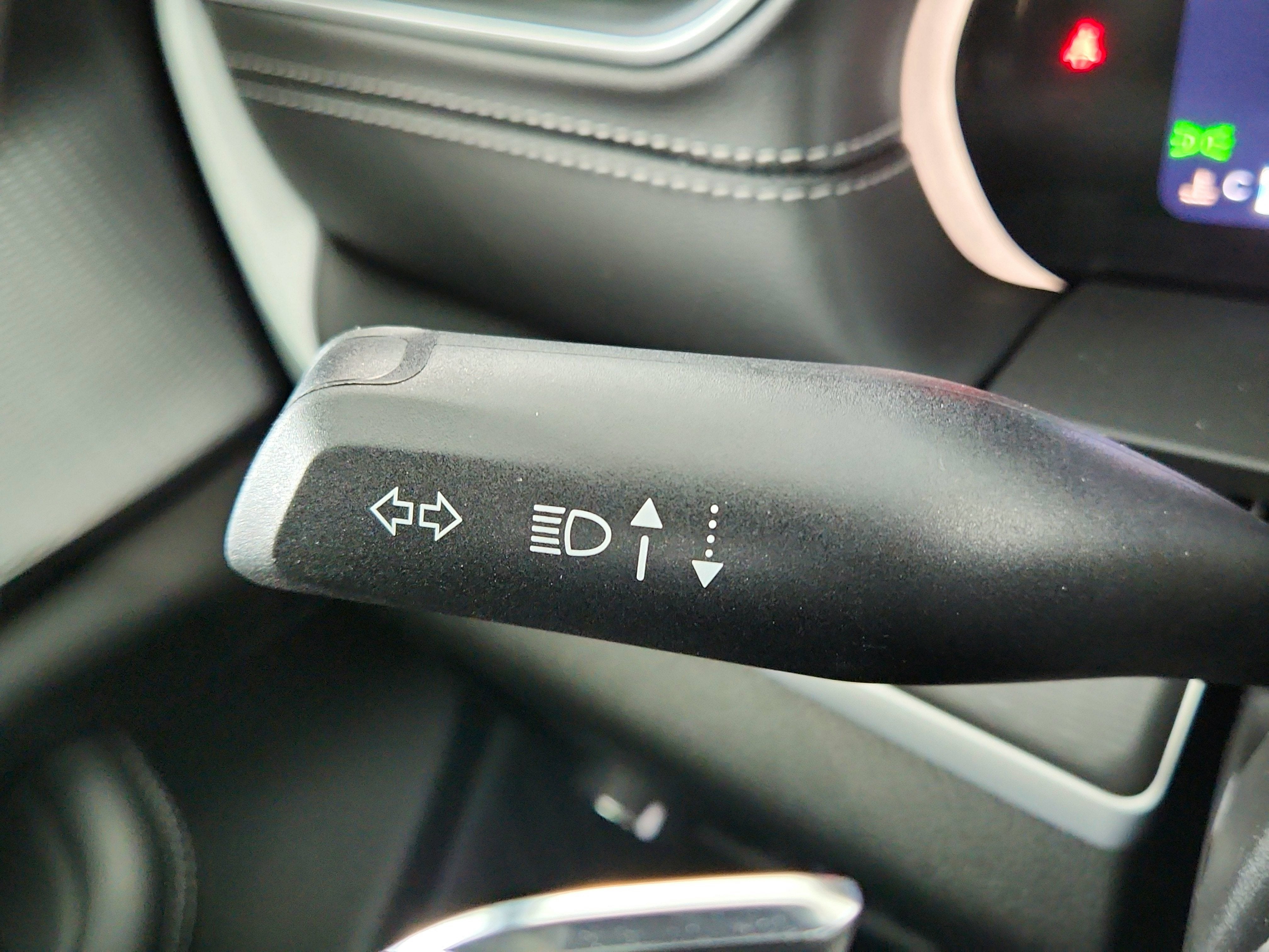 2026 Jeep Grand Cherokee JEEP GRAND CHEROKEE LAREDO 4X4