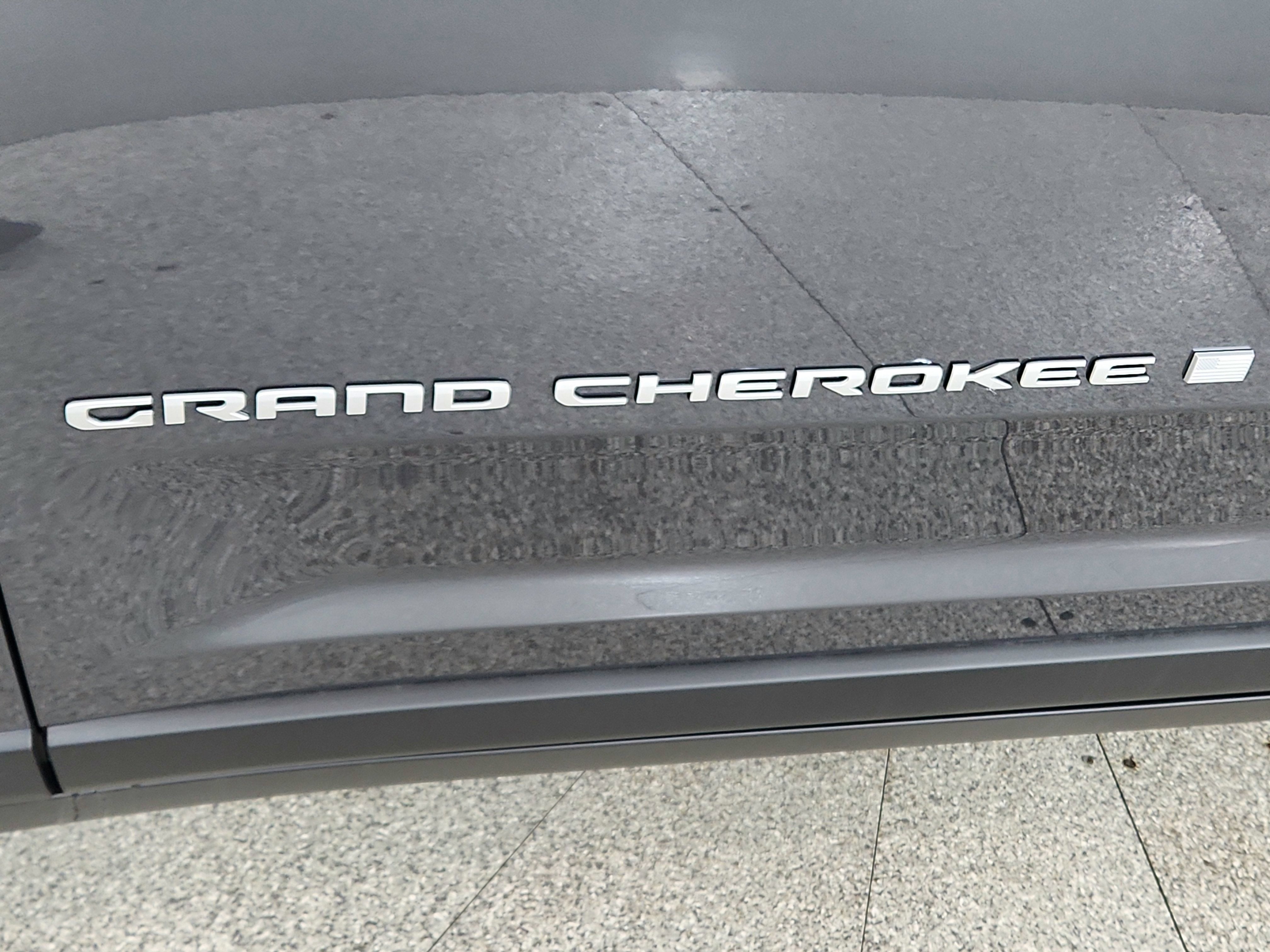 2026 Jeep Grand Cherokee JEEP GRAND CHEROKEE LAREDO 4X4