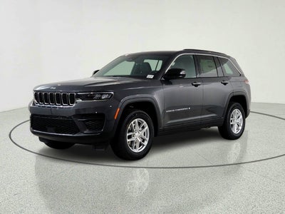 2026 Jeep Grand Cherokee JEEP GRAND CHEROKEE LAREDO 4X4
