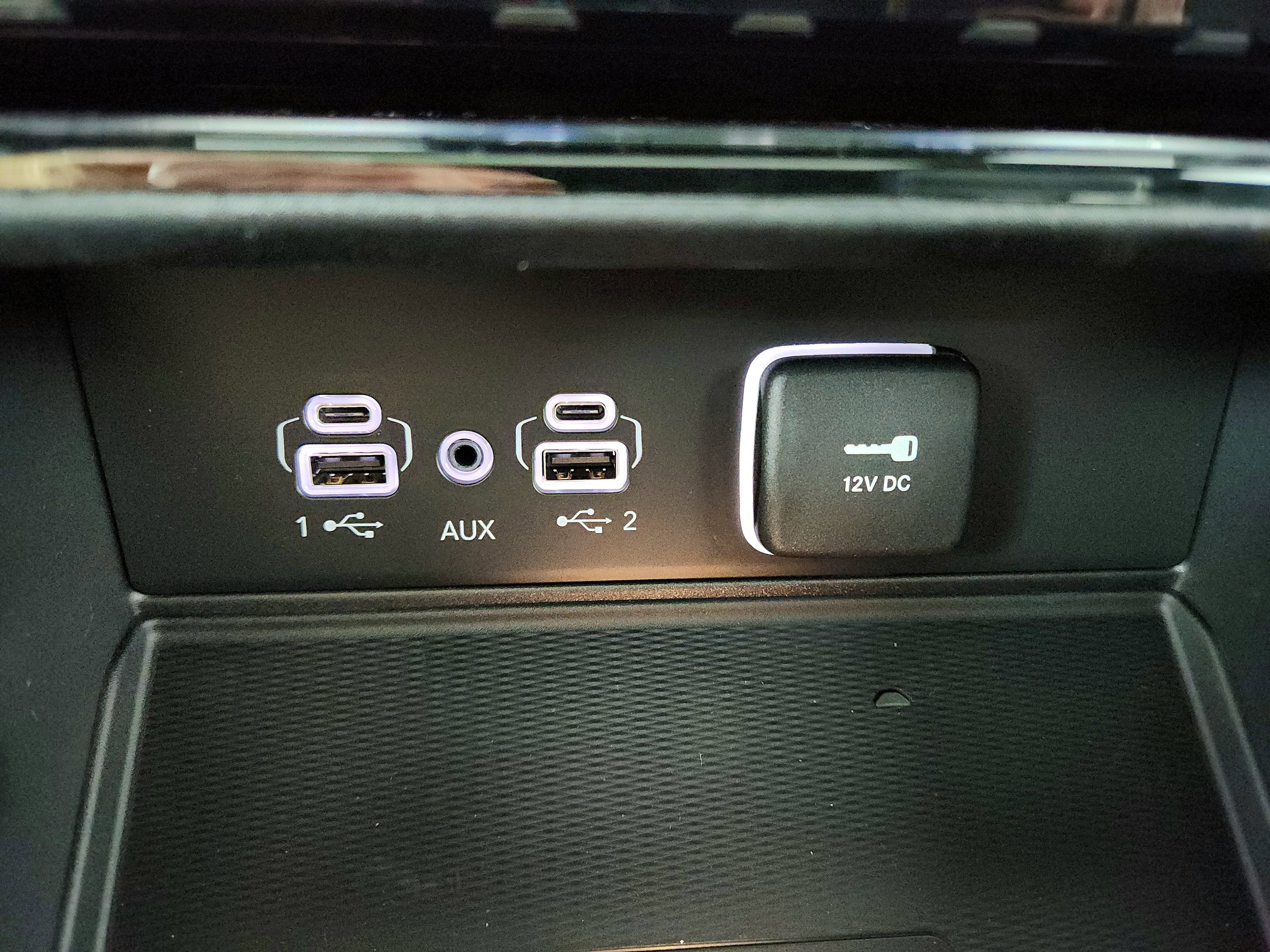 2025 Jeep Grand Cherokee JEEP GRAND CHEROKEE LAREDO 4X4