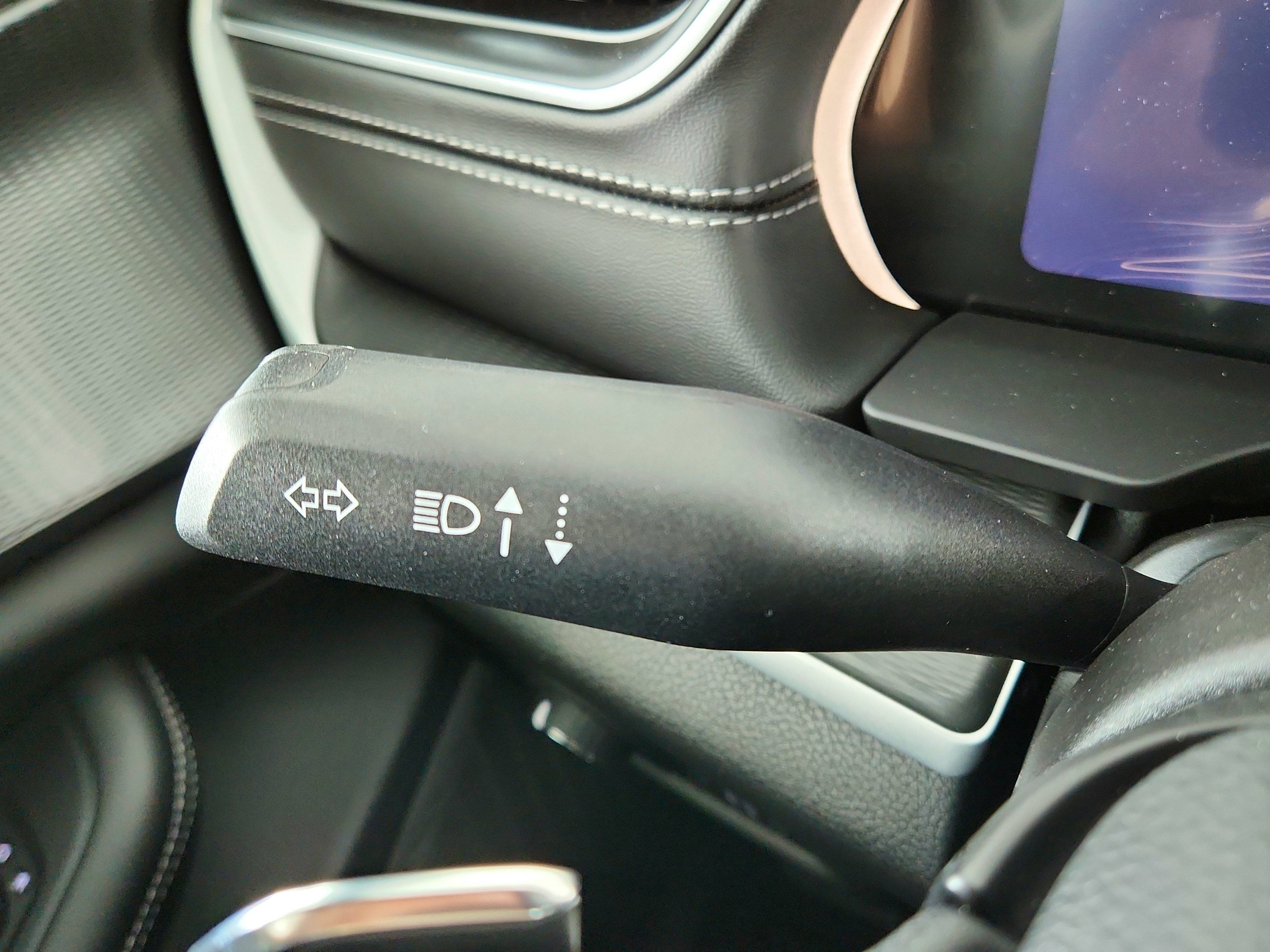 2025 Jeep Grand Cherokee JEEP GRAND CHEROKEE LAREDO 4X4