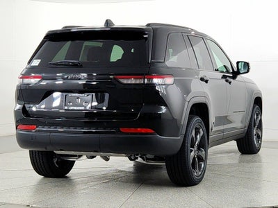 2025 Jeep Grand Cherokee JEEP GRAND CHEROKEE LAREDO 4X4