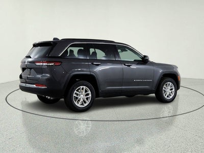 2026 Jeep Grand Cherokee JEEP GRAND CHEROKEE LAREDO 4X4