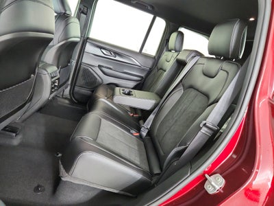 2025 Jeep Grand Cherokee JEEP GRAND CHEROKEE LAREDO 4X4