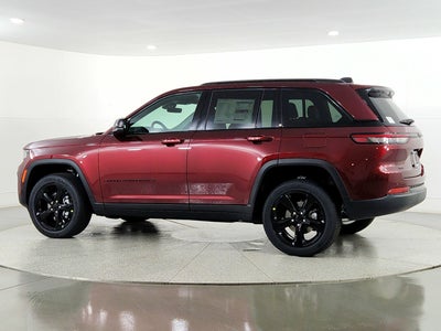 2025 Jeep Grand Cherokee JEEP GRAND CHEROKEE LAREDO 4X4