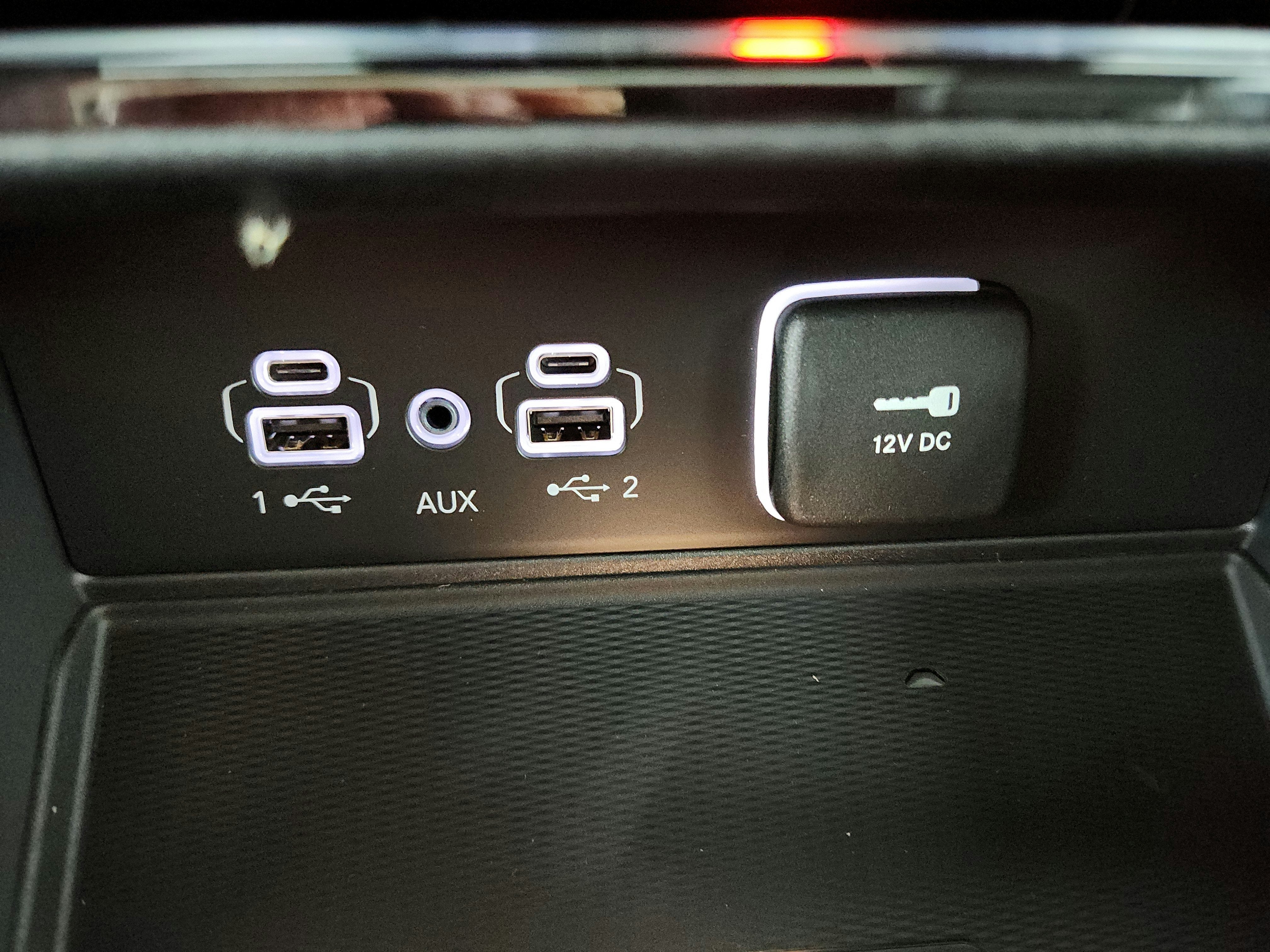 2025 Jeep Grand Cherokee JEEP GRAND CHEROKEE LAREDO 4X4