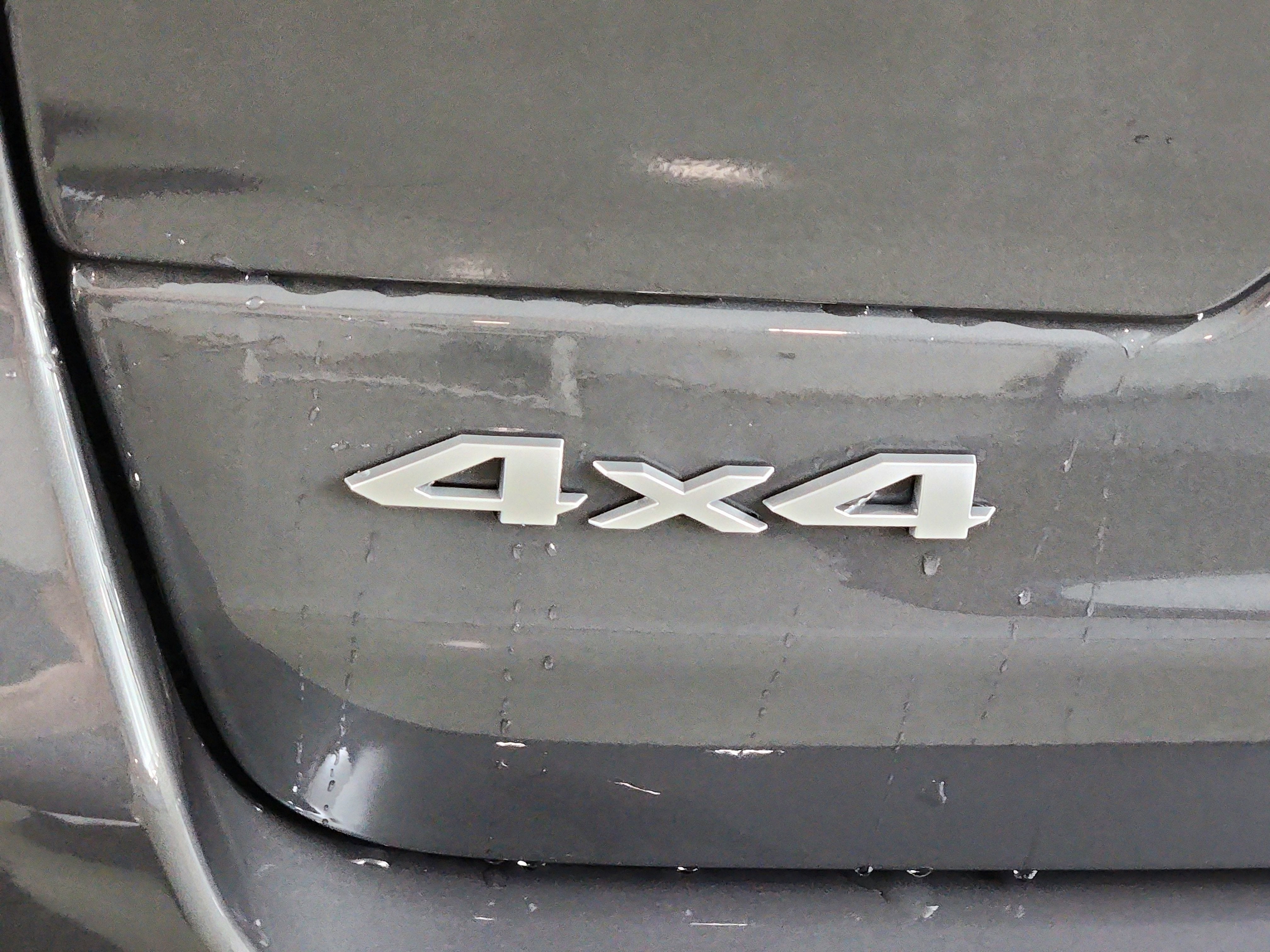 2026 Jeep Grand Cherokee JEEP GRAND CHEROKEE LAREDO 4X4
