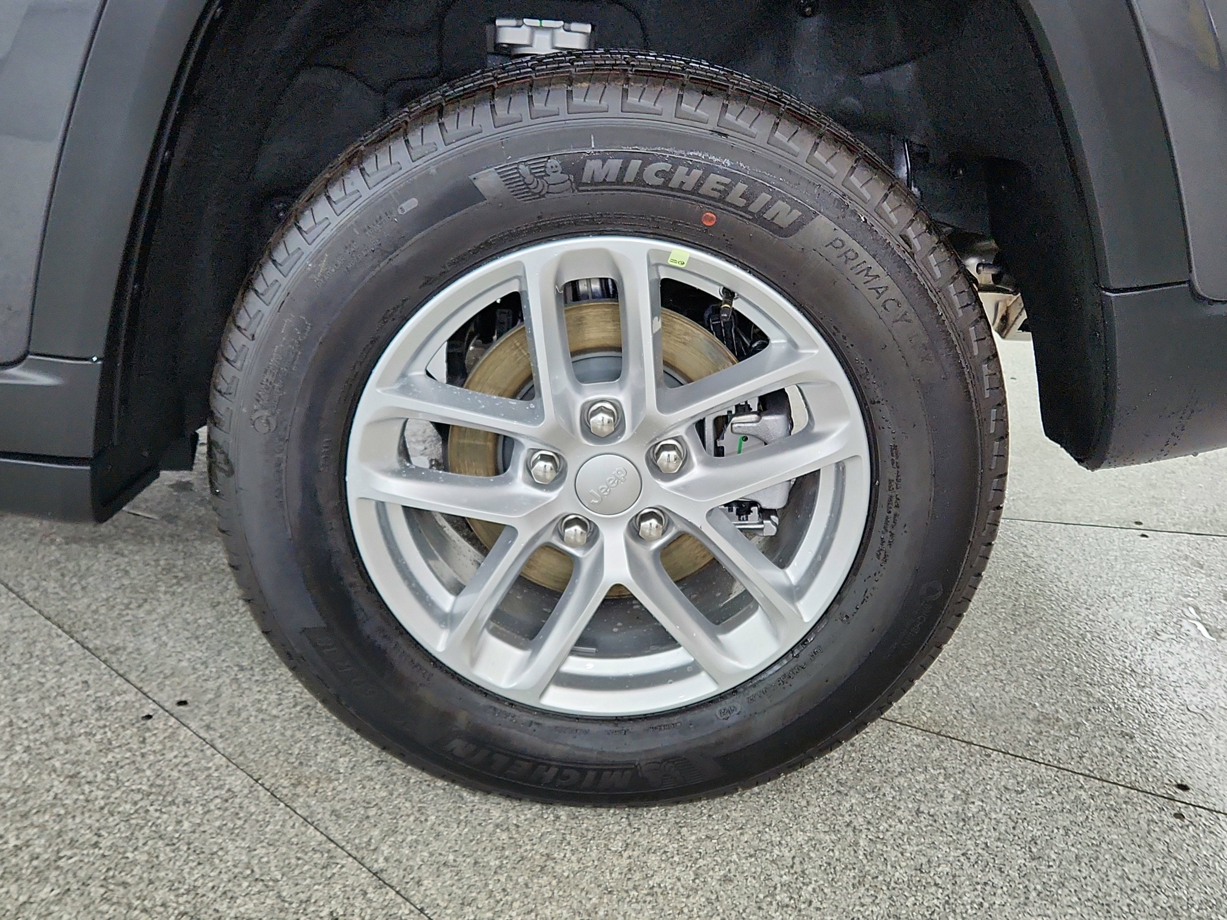 2026 Jeep Grand Cherokee JEEP GRAND CHEROKEE LAREDO 4X4