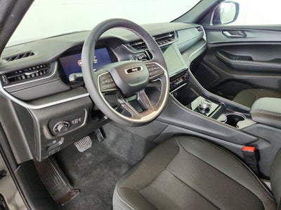 2026 Jeep Grand Cherokee JEEP GRAND CHEROKEE LAREDO 4X4