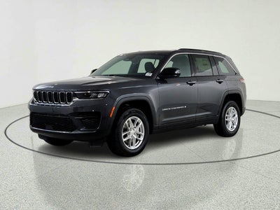 2026 Jeep Grand Cherokee JEEP GRAND CHEROKEE LAREDO 4X4