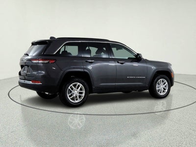 2026 Jeep Grand Cherokee JEEP GRAND CHEROKEE LAREDO 4X4
