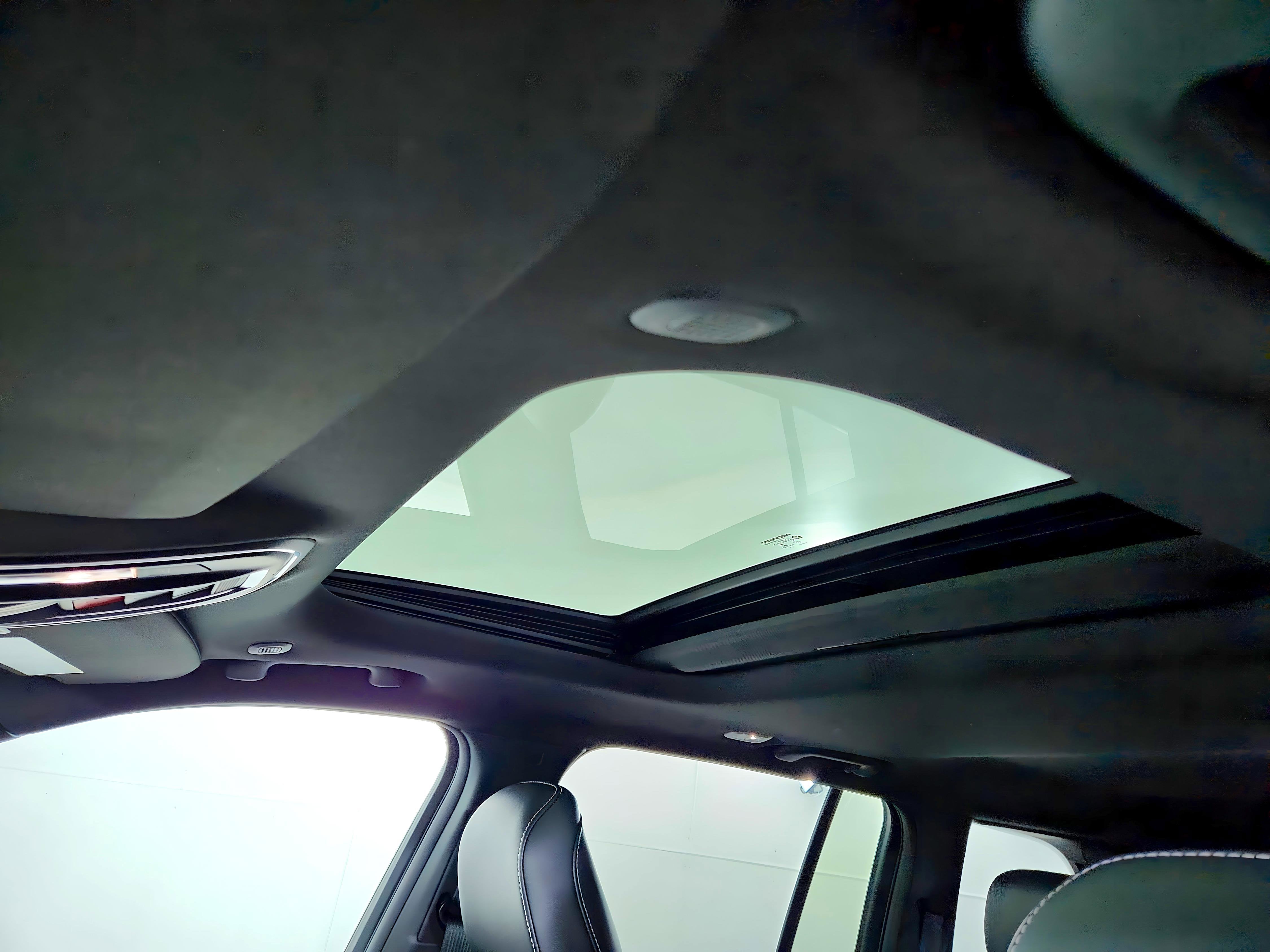 2025 Jeep Grand Cherokee JEEP GRAND CHEROKEE LAREDO 4X4