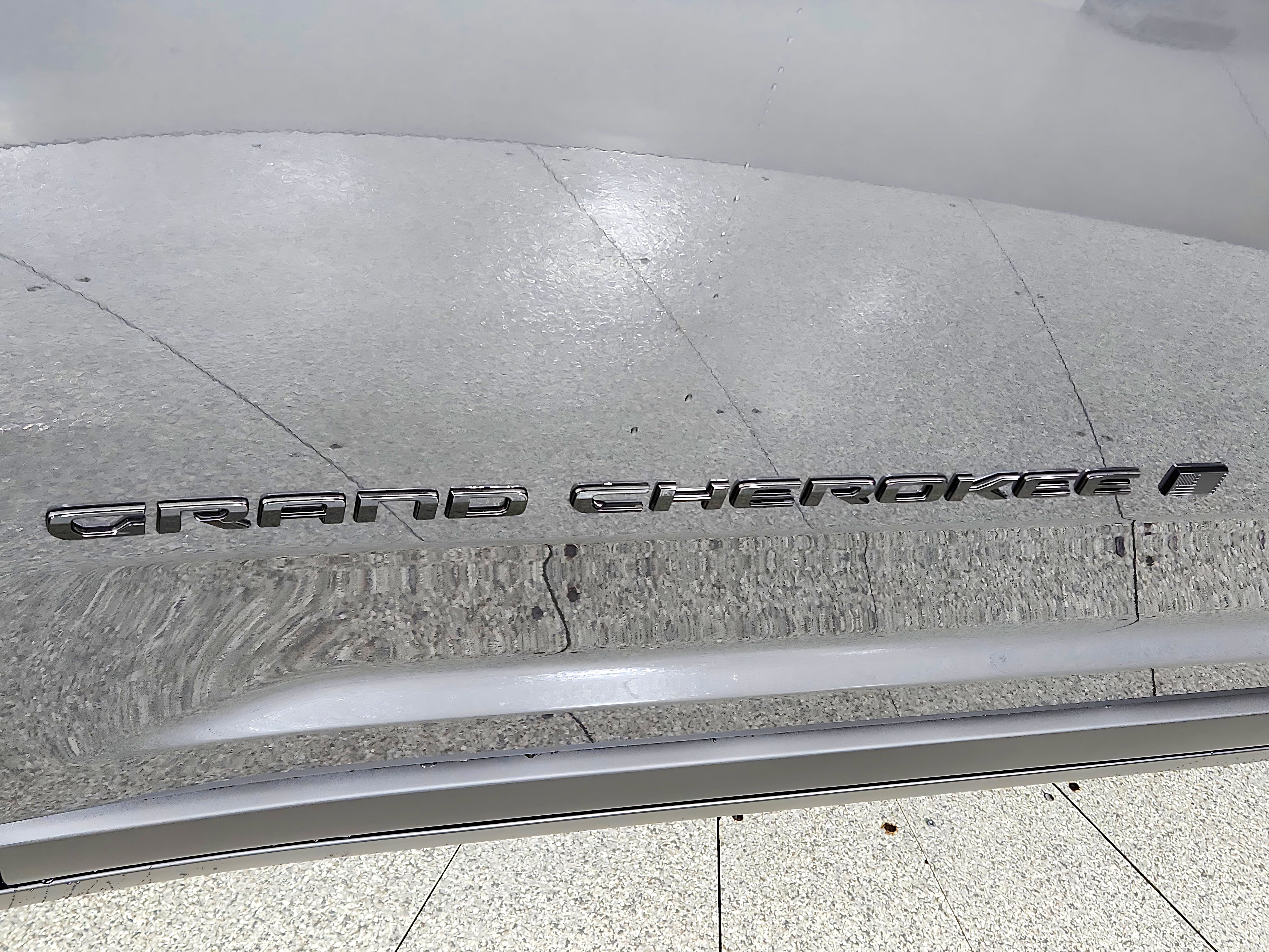 2025 Jeep Grand Cherokee JEEP GRAND CHEROKEE LAREDO 4X4