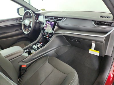 2025 Jeep Grand Cherokee JEEP GRAND CHEROKEE LAREDO 4X4