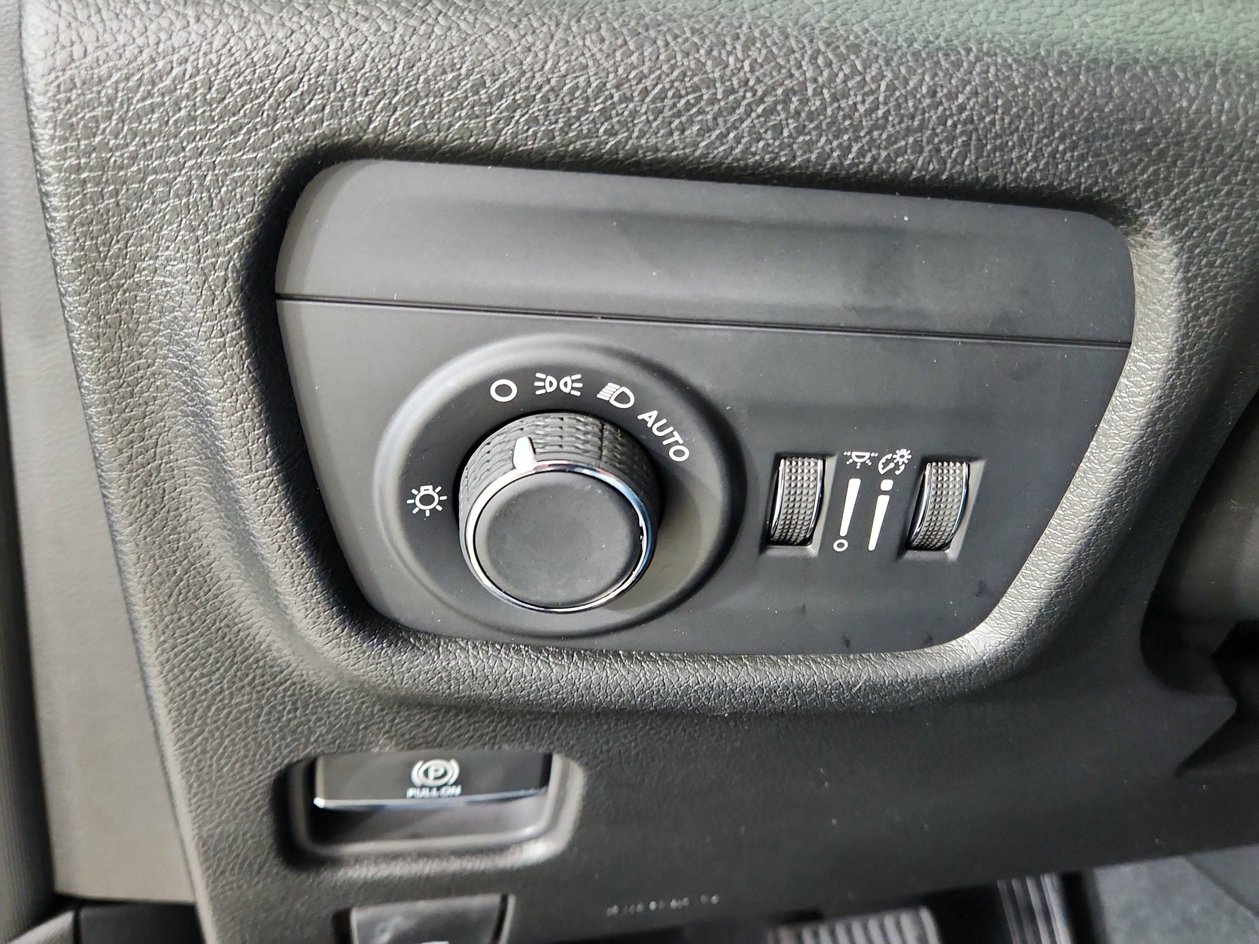 2026 Jeep Grand Cherokee JEEP GRAND CHEROKEE LAREDO 4X4