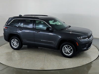2026 Jeep Grand Cherokee JEEP GRAND CHEROKEE LAREDO 4X4