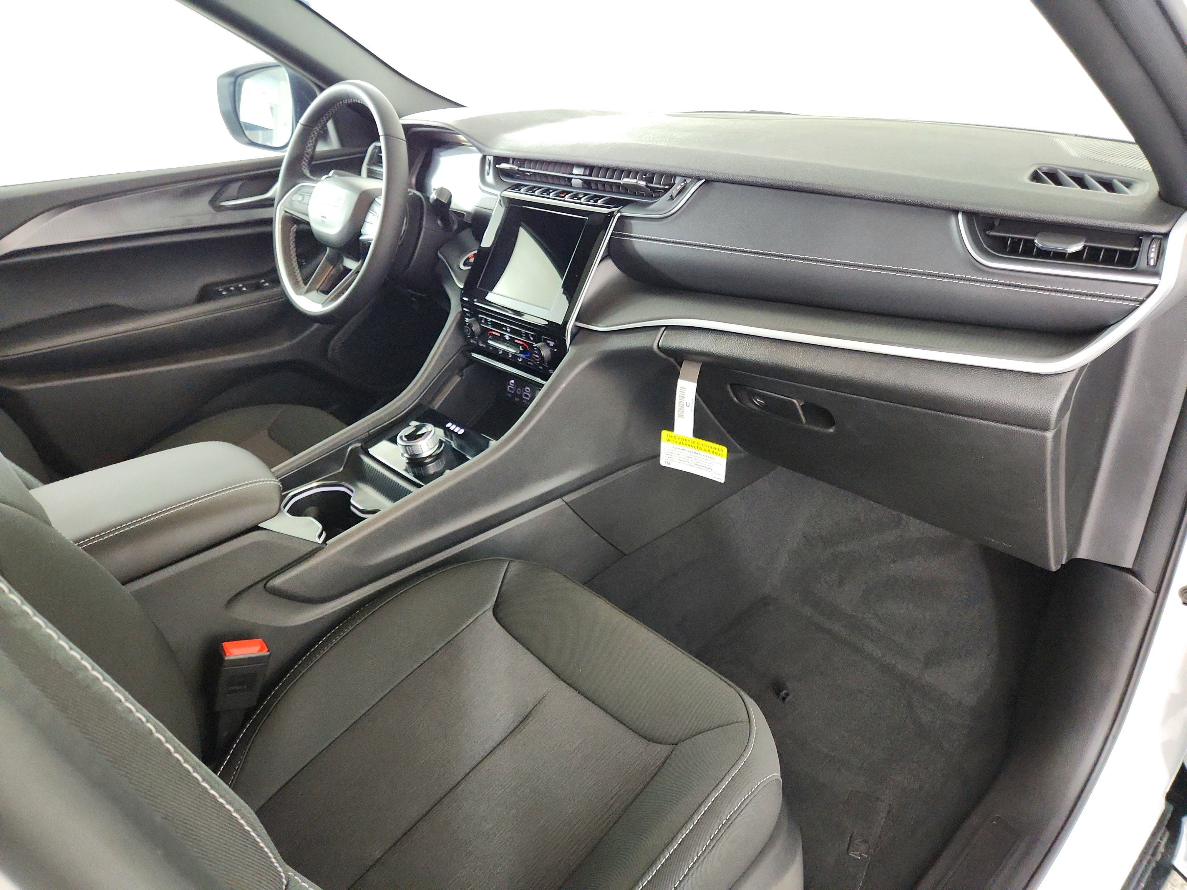 2026 Jeep Grand Cherokee JEEP GRAND CHEROKEE LAREDO 4X4