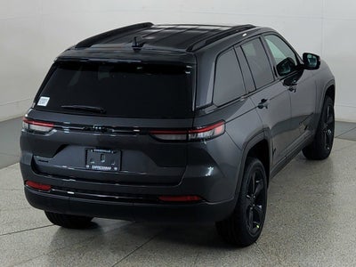 2025 Jeep Grand Cherokee JEEP GRAND CHEROKEE LAREDO 4X4