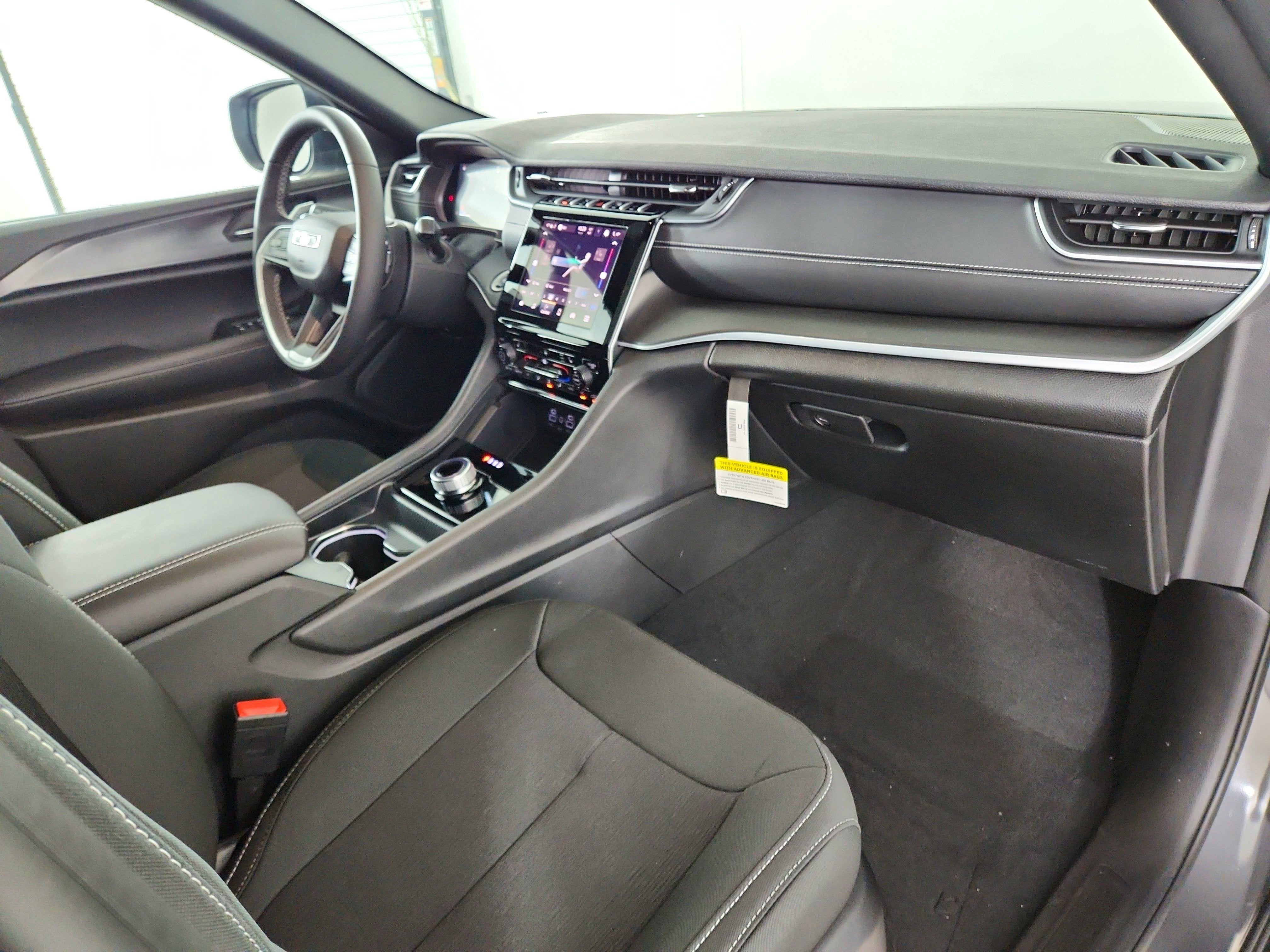 2026 Jeep Grand Cherokee JEEP GRAND CHEROKEE LAREDO 4X4