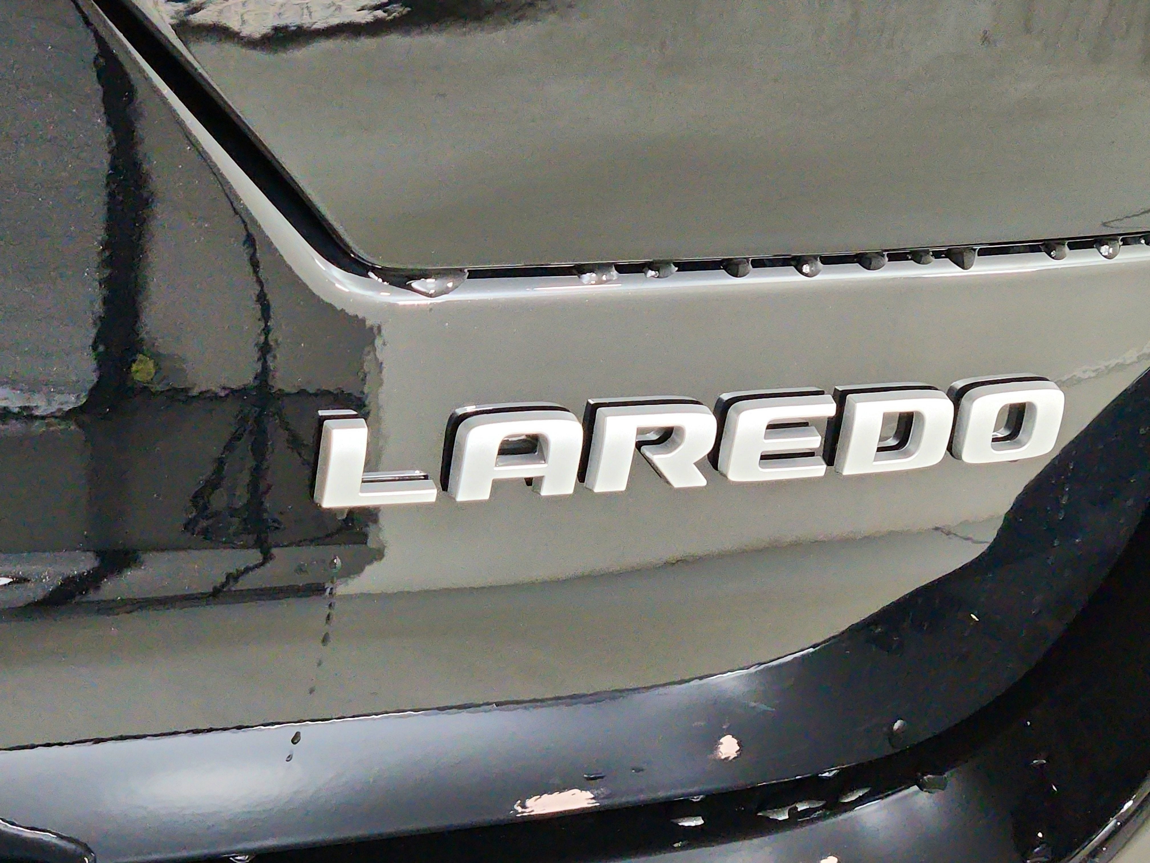 2026 Jeep Grand Cherokee JEEP GRAND CHEROKEE LAREDO 4X4